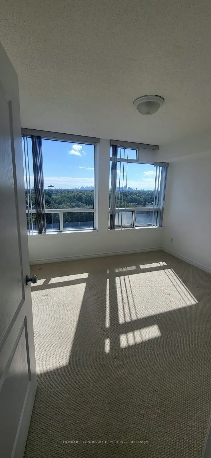 3 Rean Drive #908