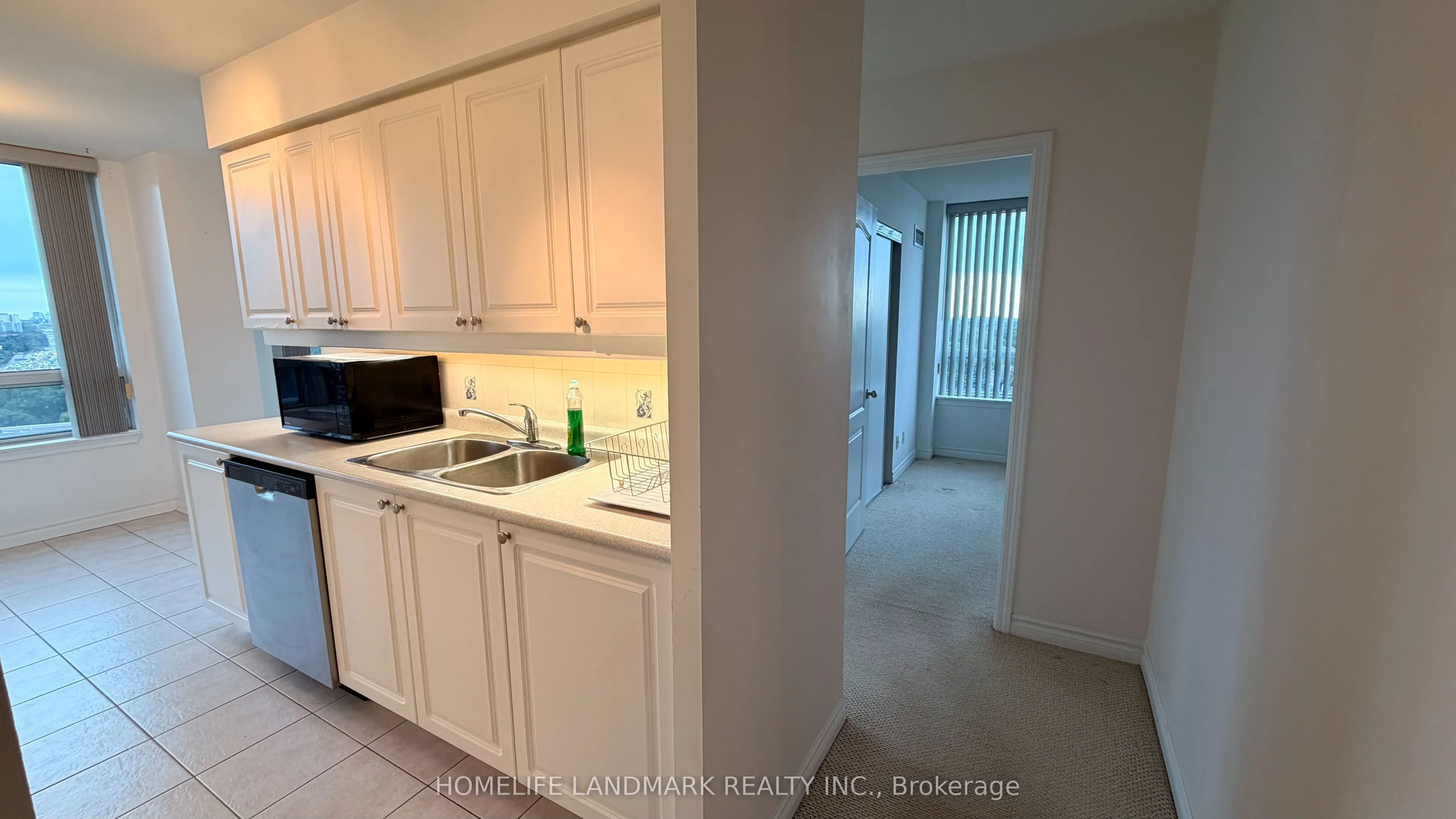 3 Rean Drive #908