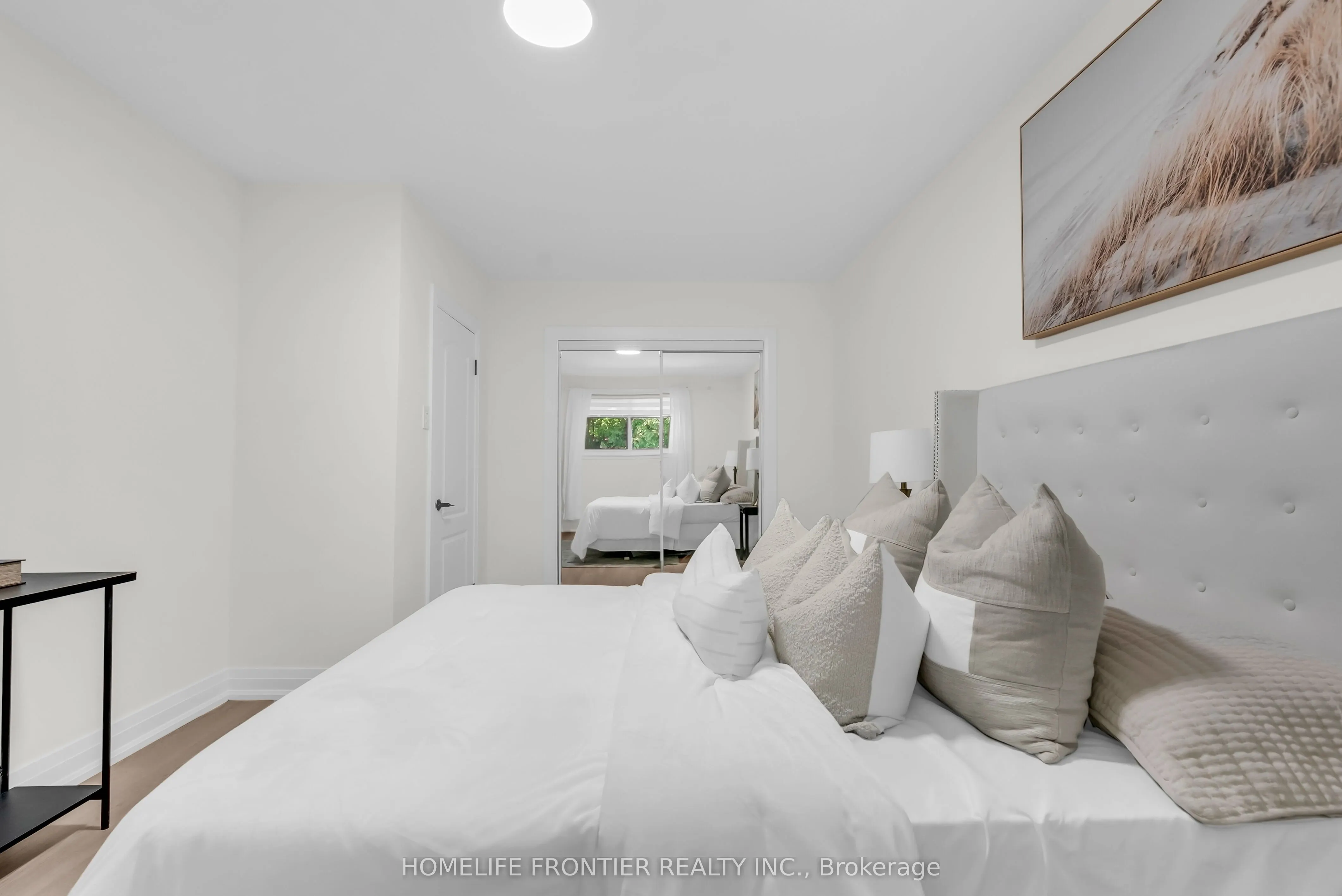 61 Sundial Crescent