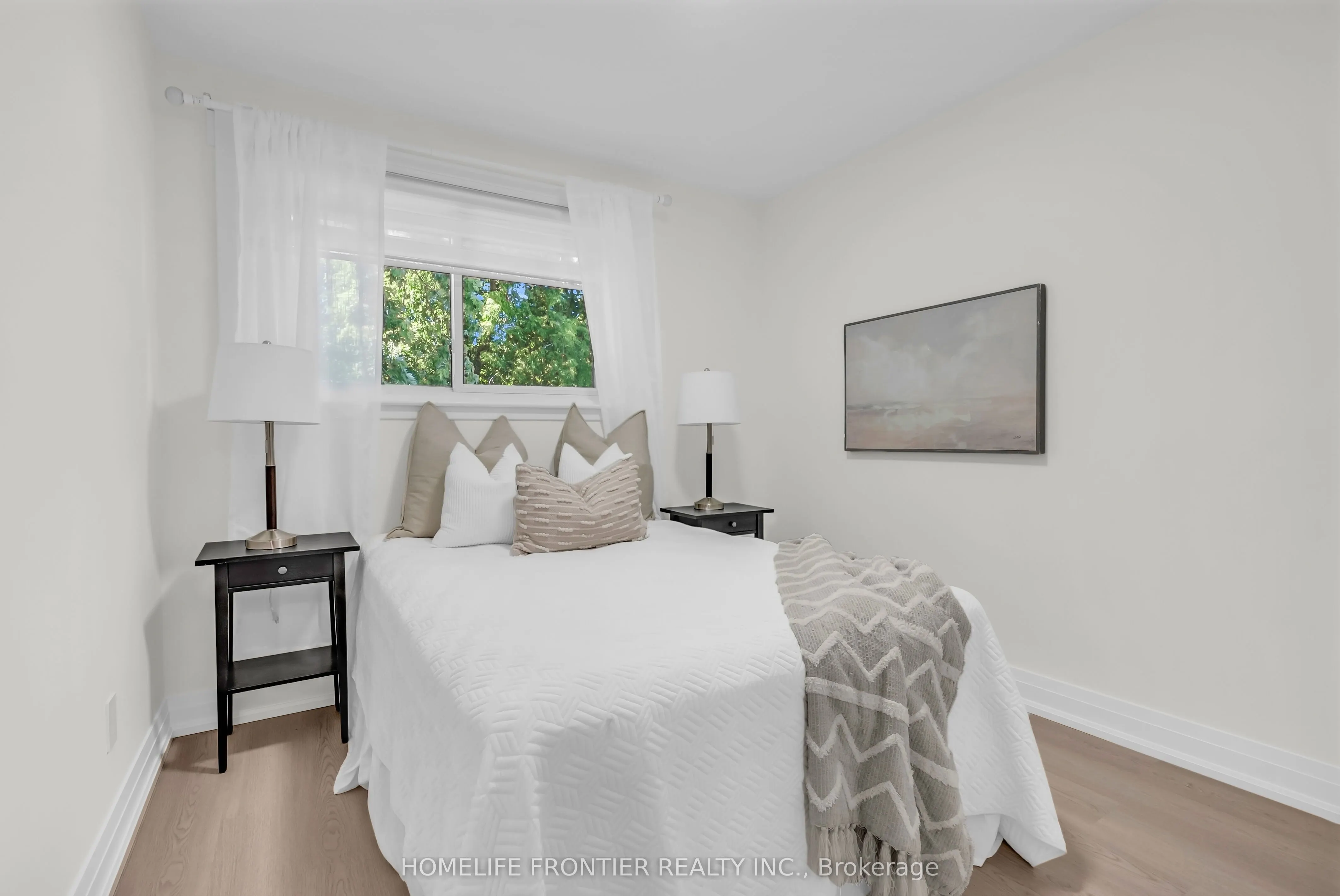 61 Sundial Crescent