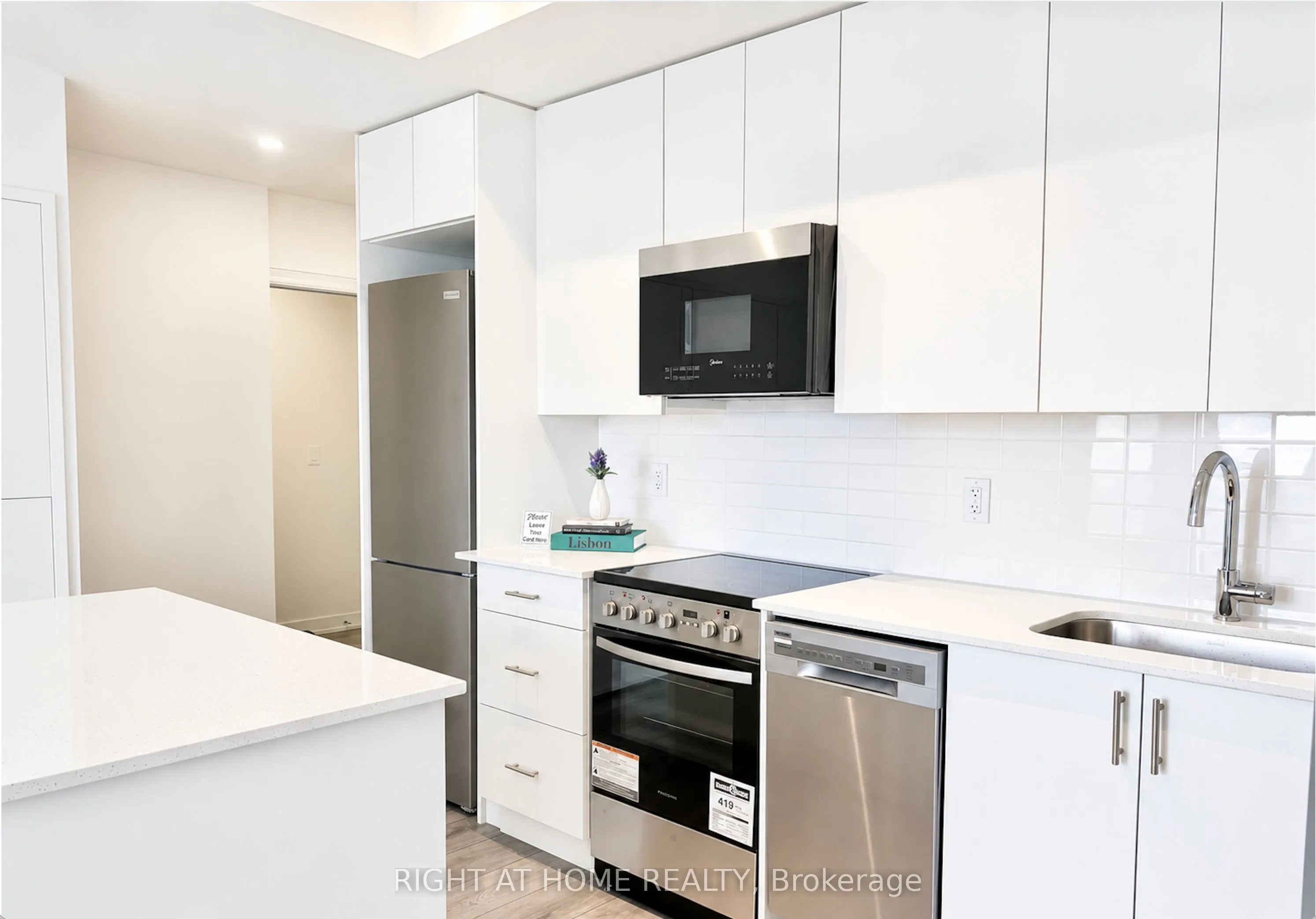 15 Ellerslie Avenue #2405