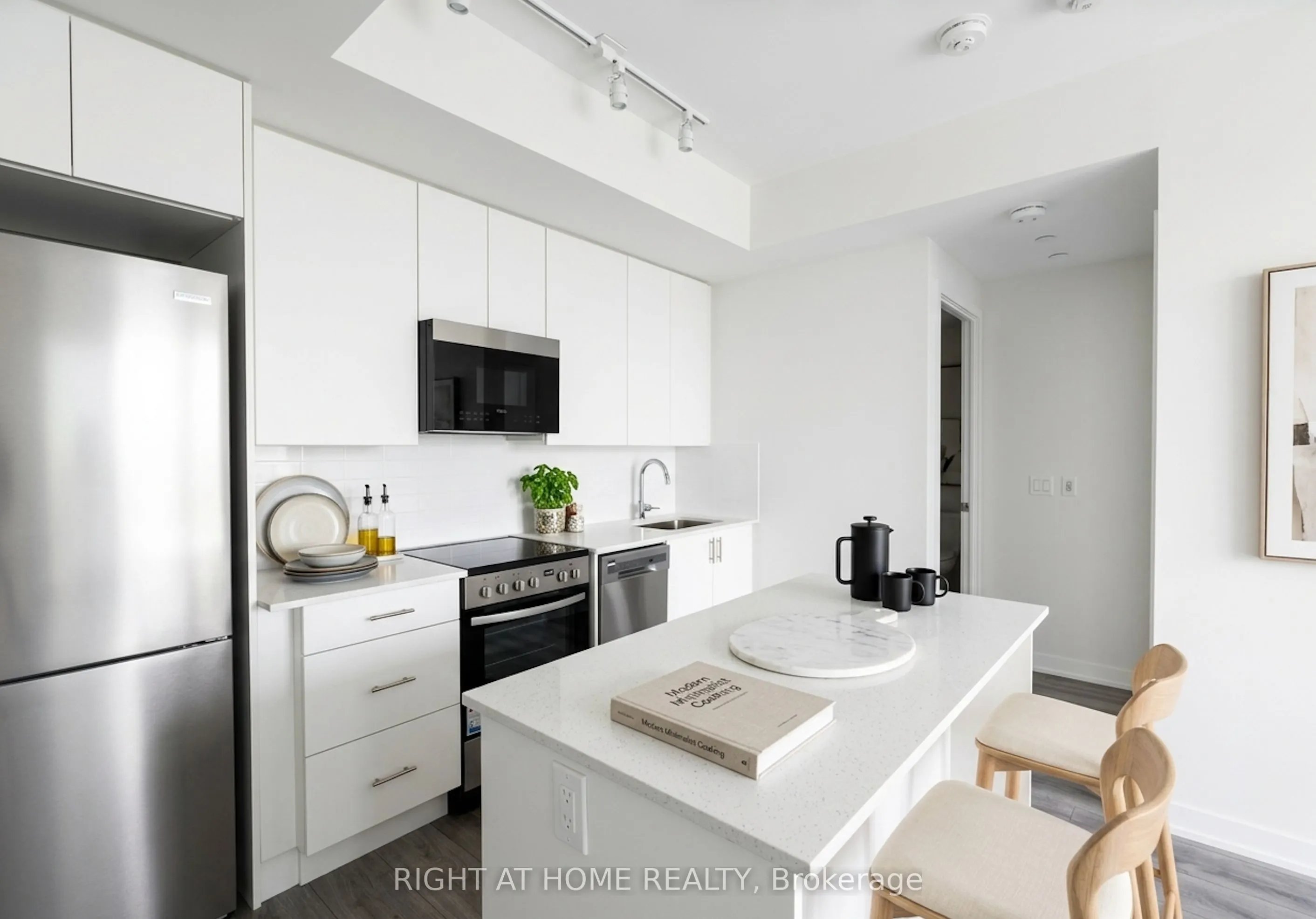 15 Ellerslie Avenue #2405