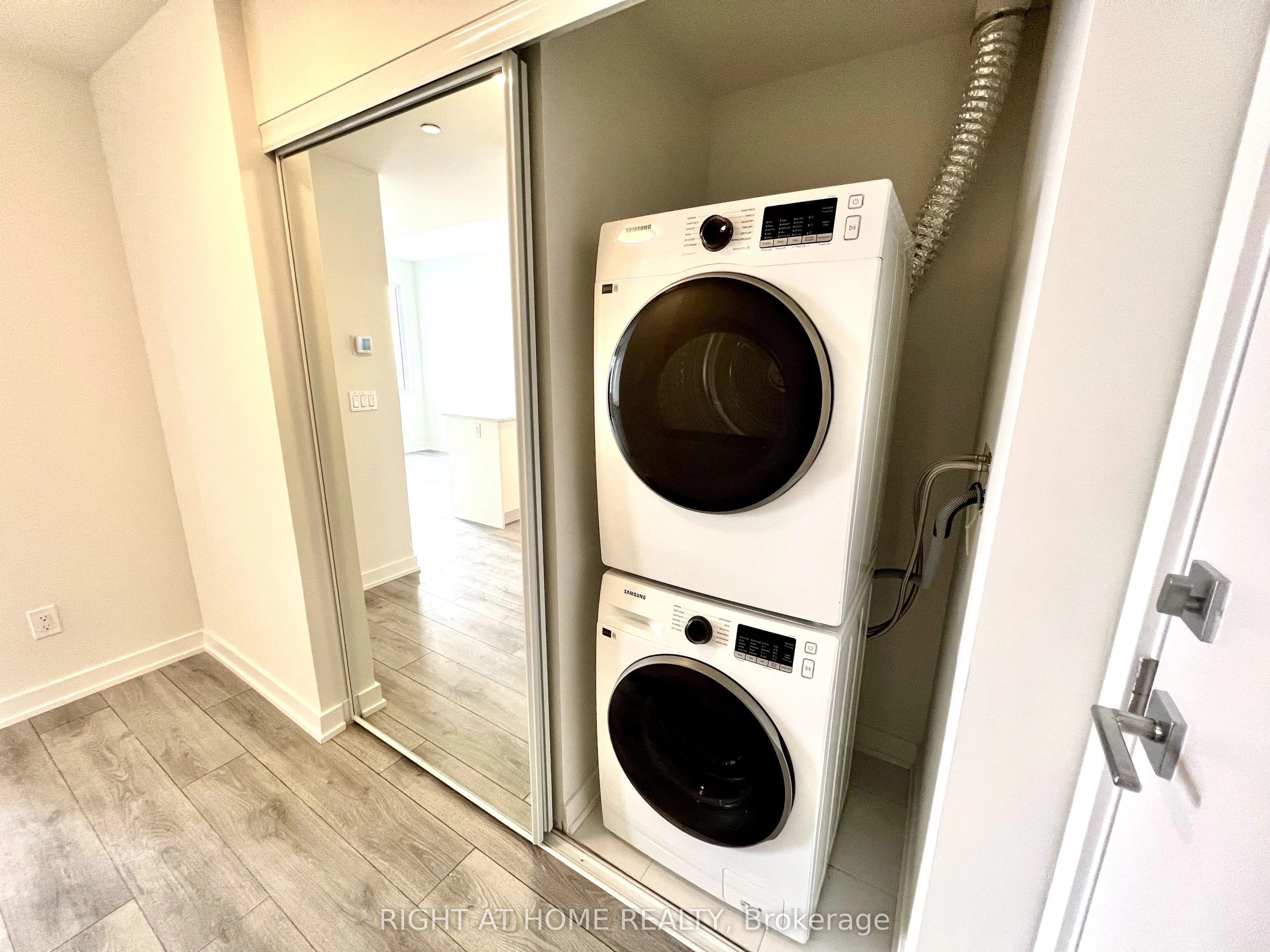 15 Ellerslie Avenue #2405