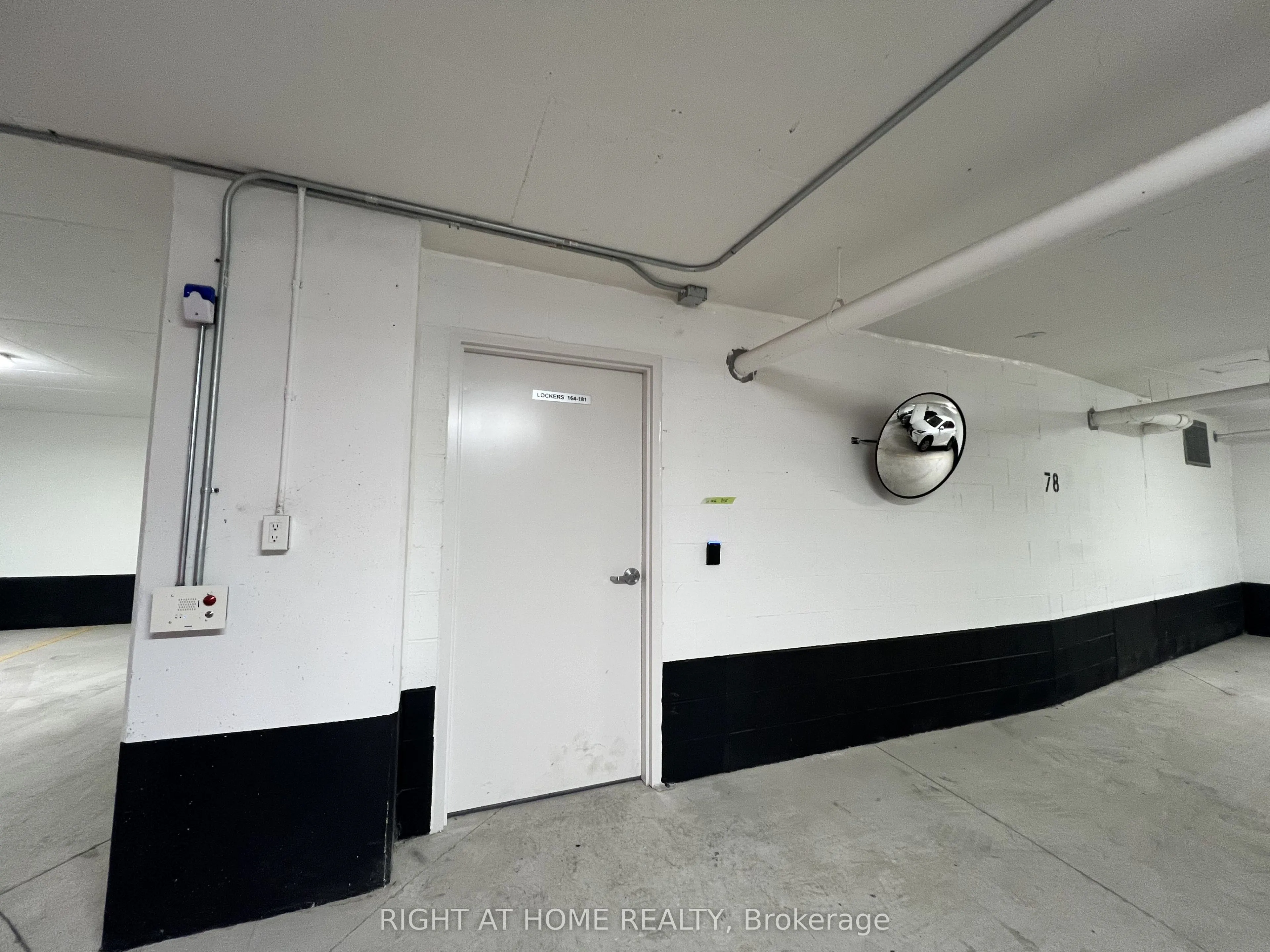 15 Ellerslie Avenue #2405