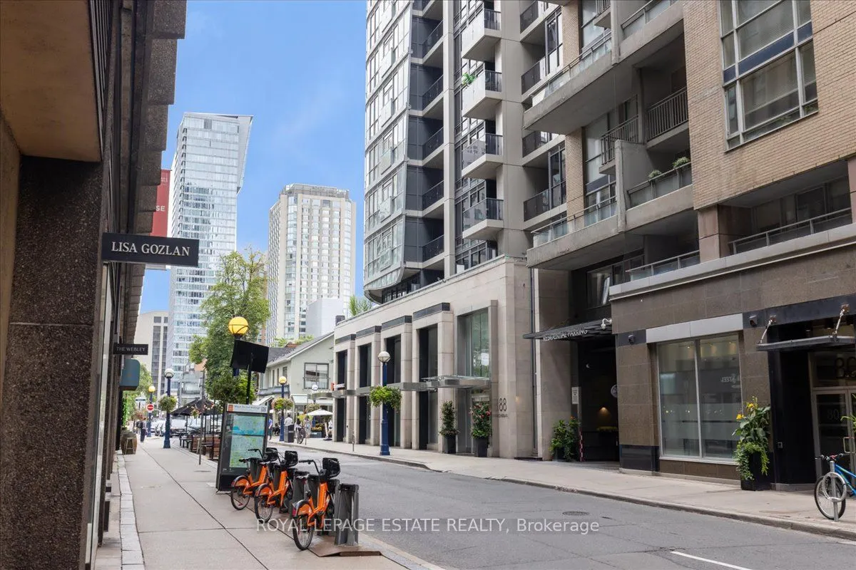 88 Cumberland Street #1201