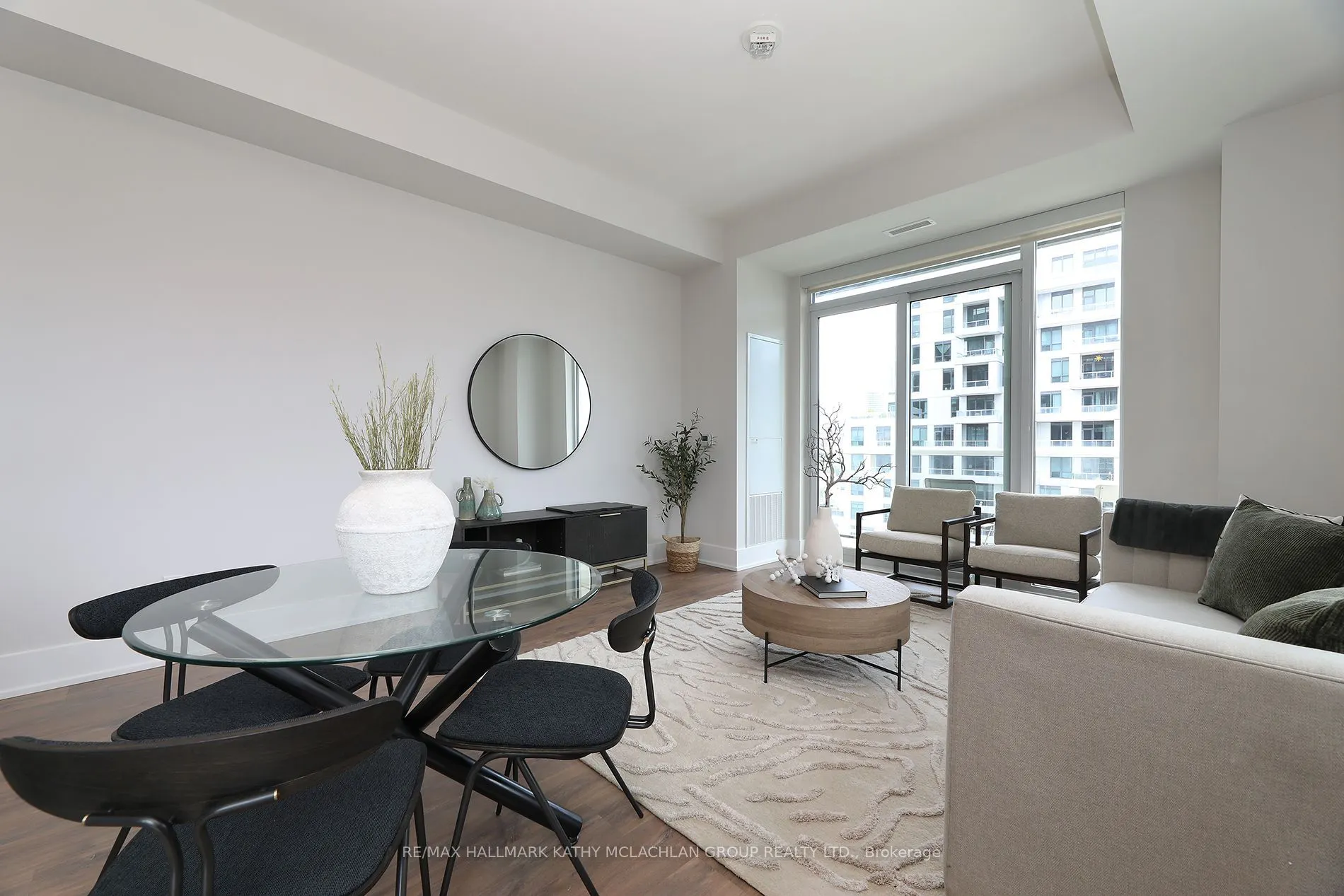 80 Vanauley Street #815