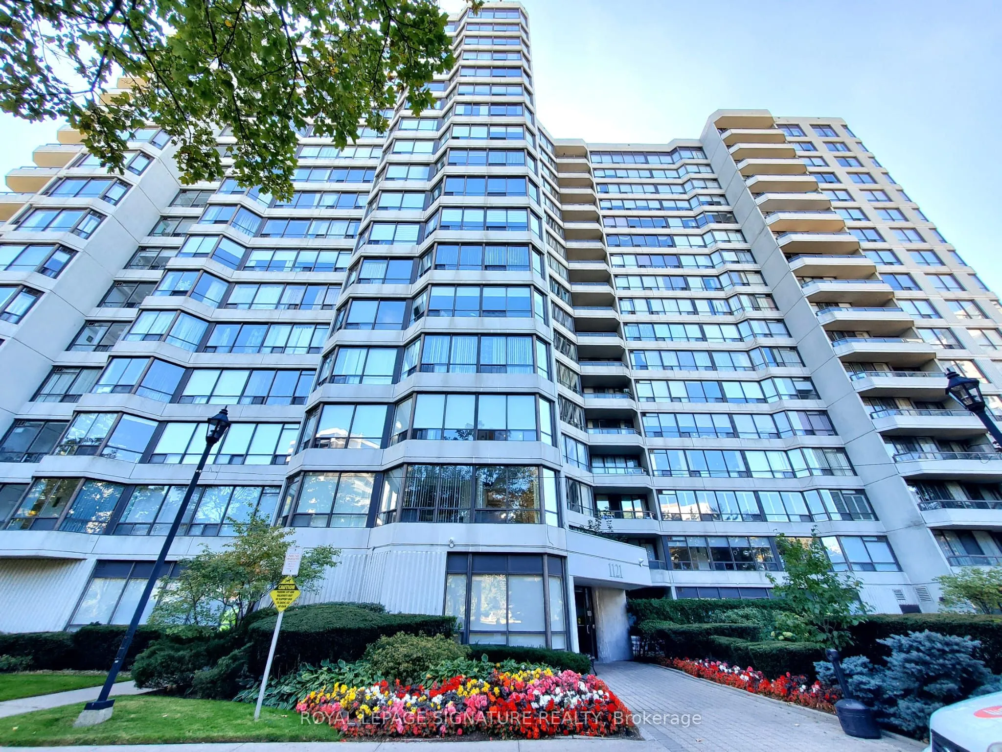 1121 Steeles Avenue W #212