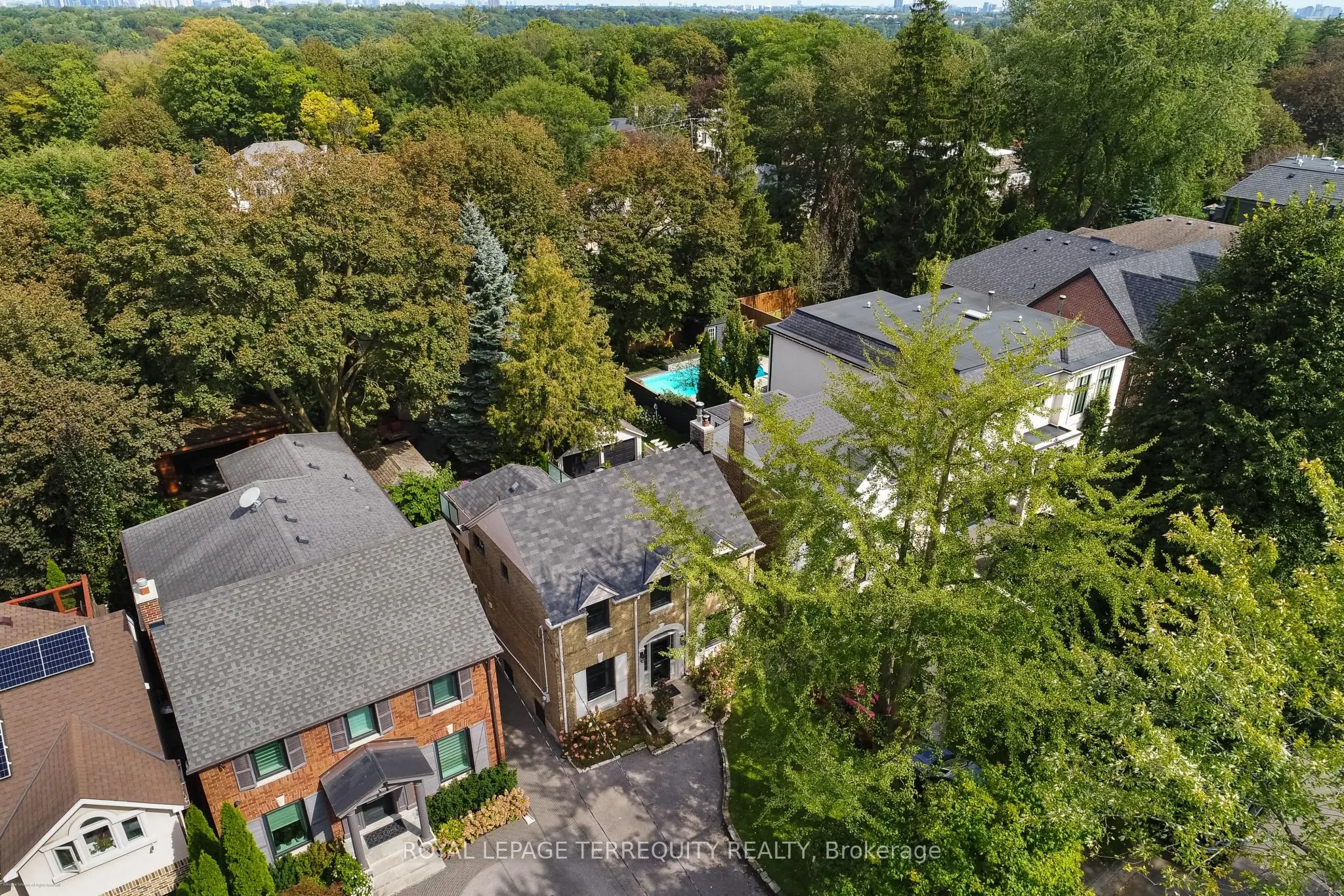37 De Vere Gardens