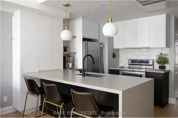 11 Niagara Street #21