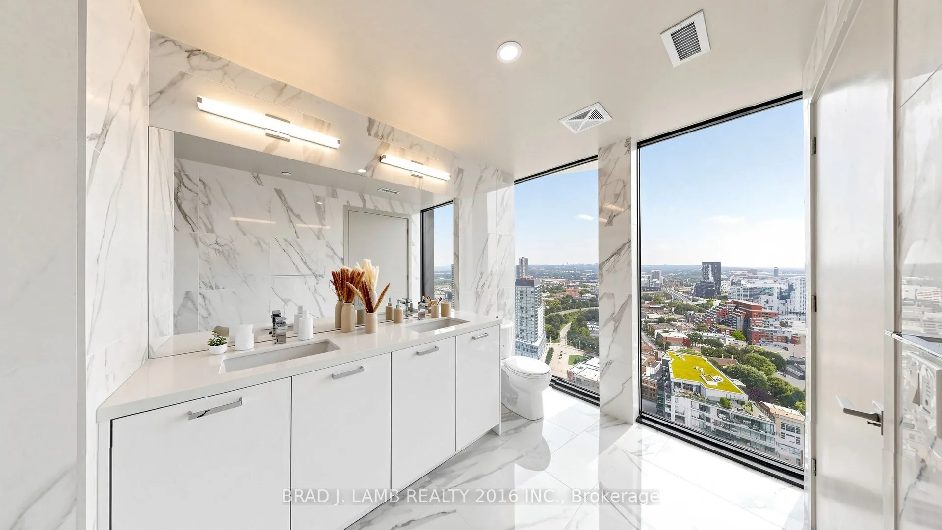 284 King Street E #3004