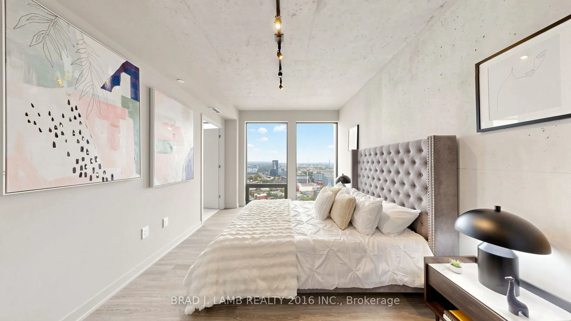 284 King Street E #3004