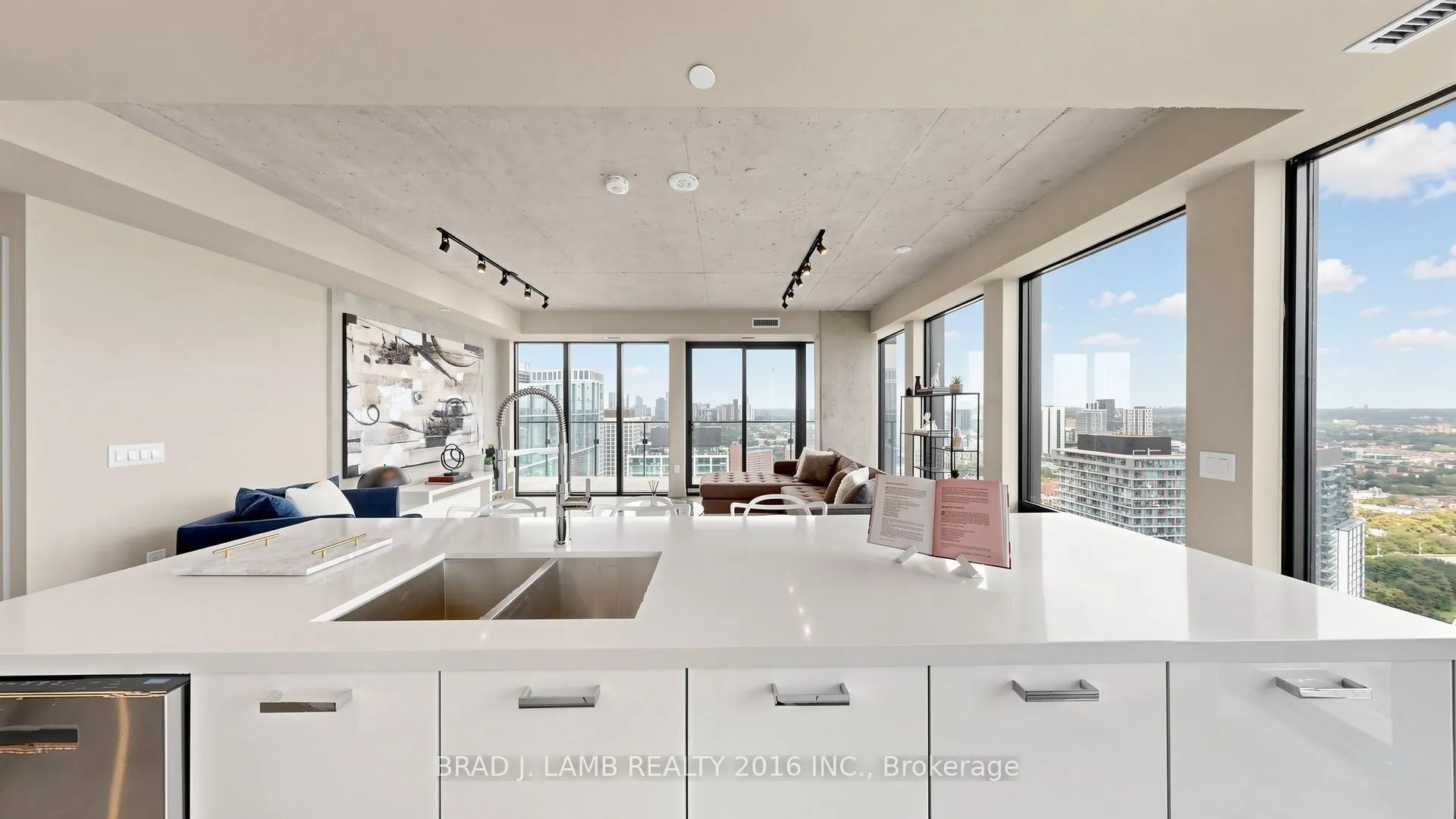 284 King Street E #3004