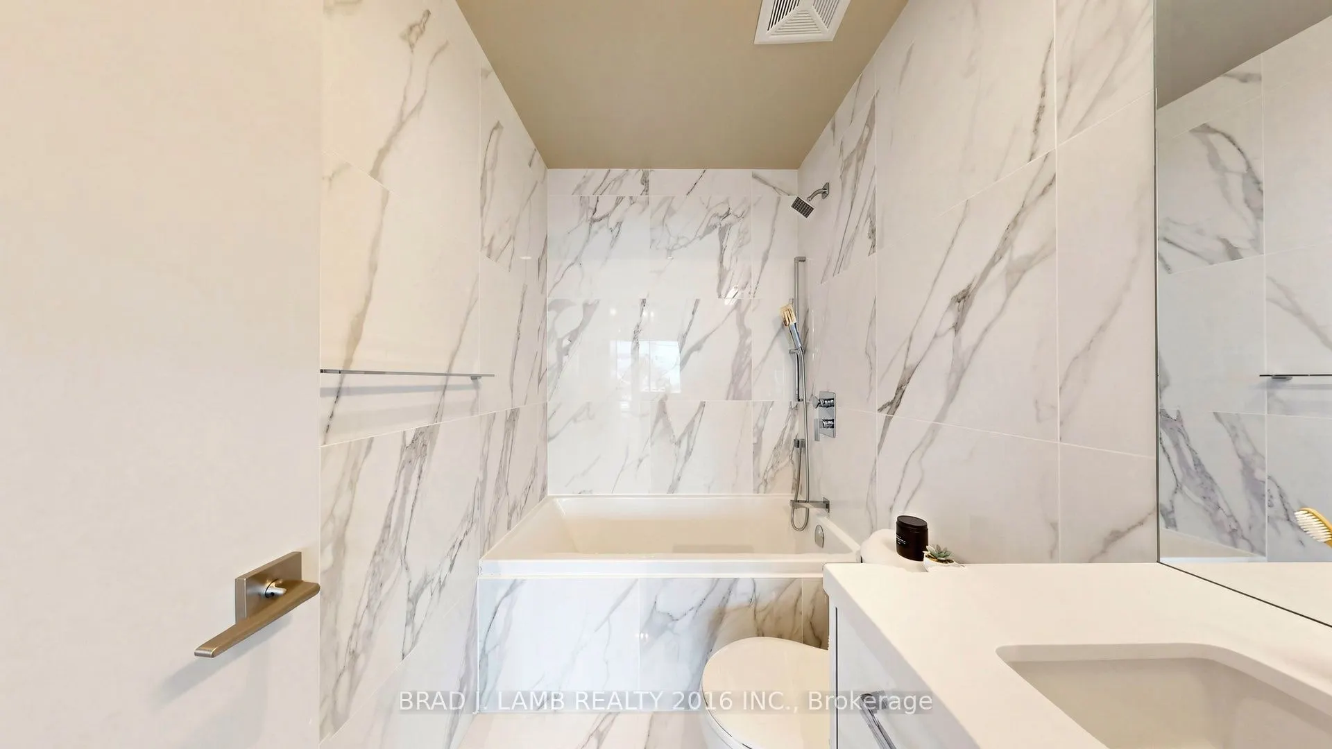 284 King Street E #3004