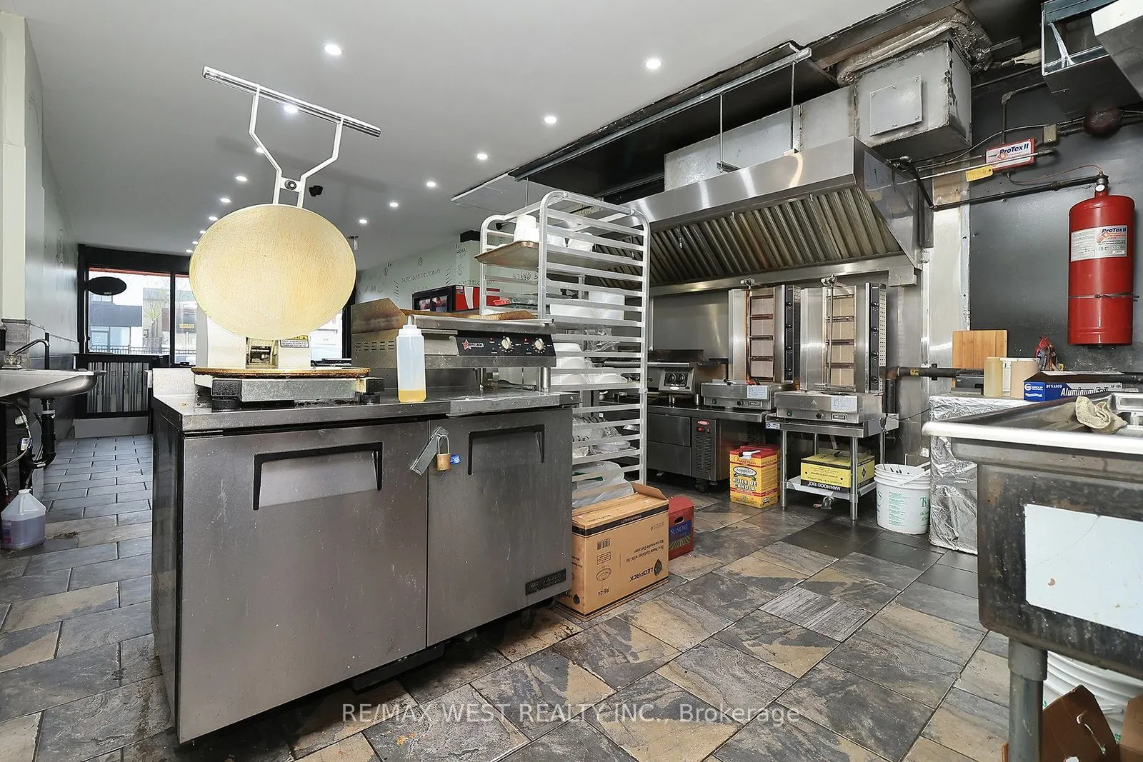 3023 Bathurst Street