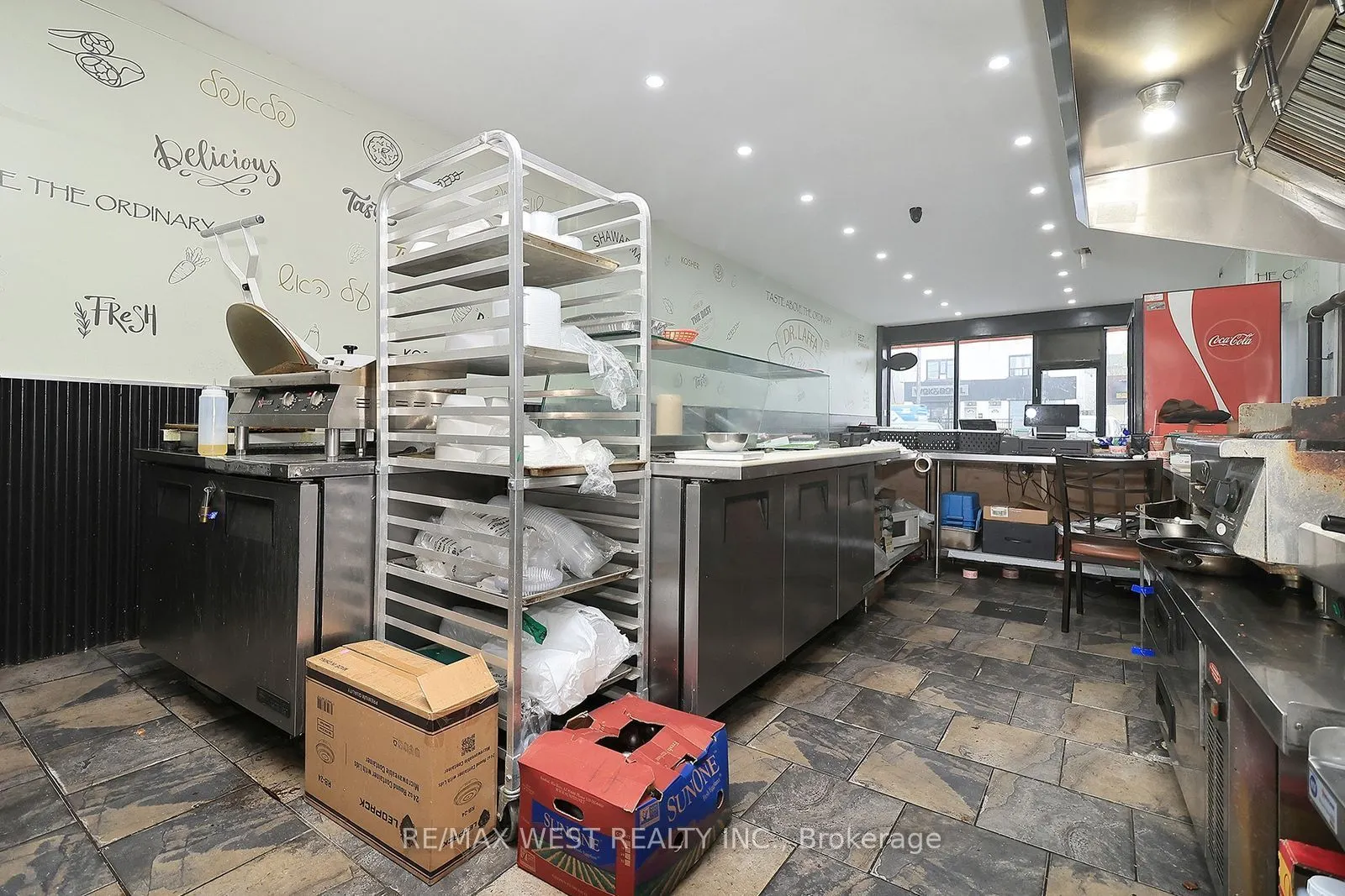3023 Bathurst Street