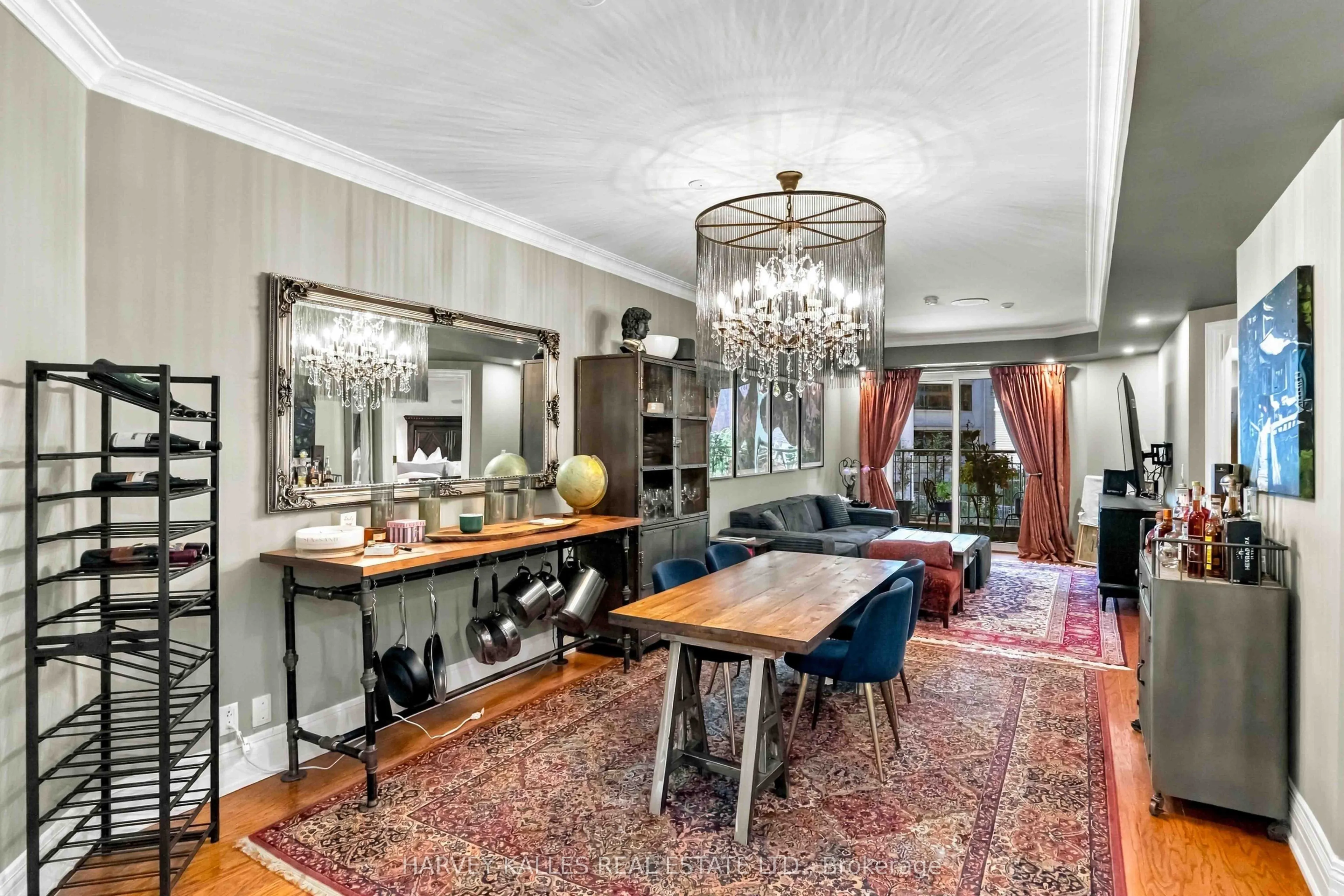 33 Delisle Avenue #201