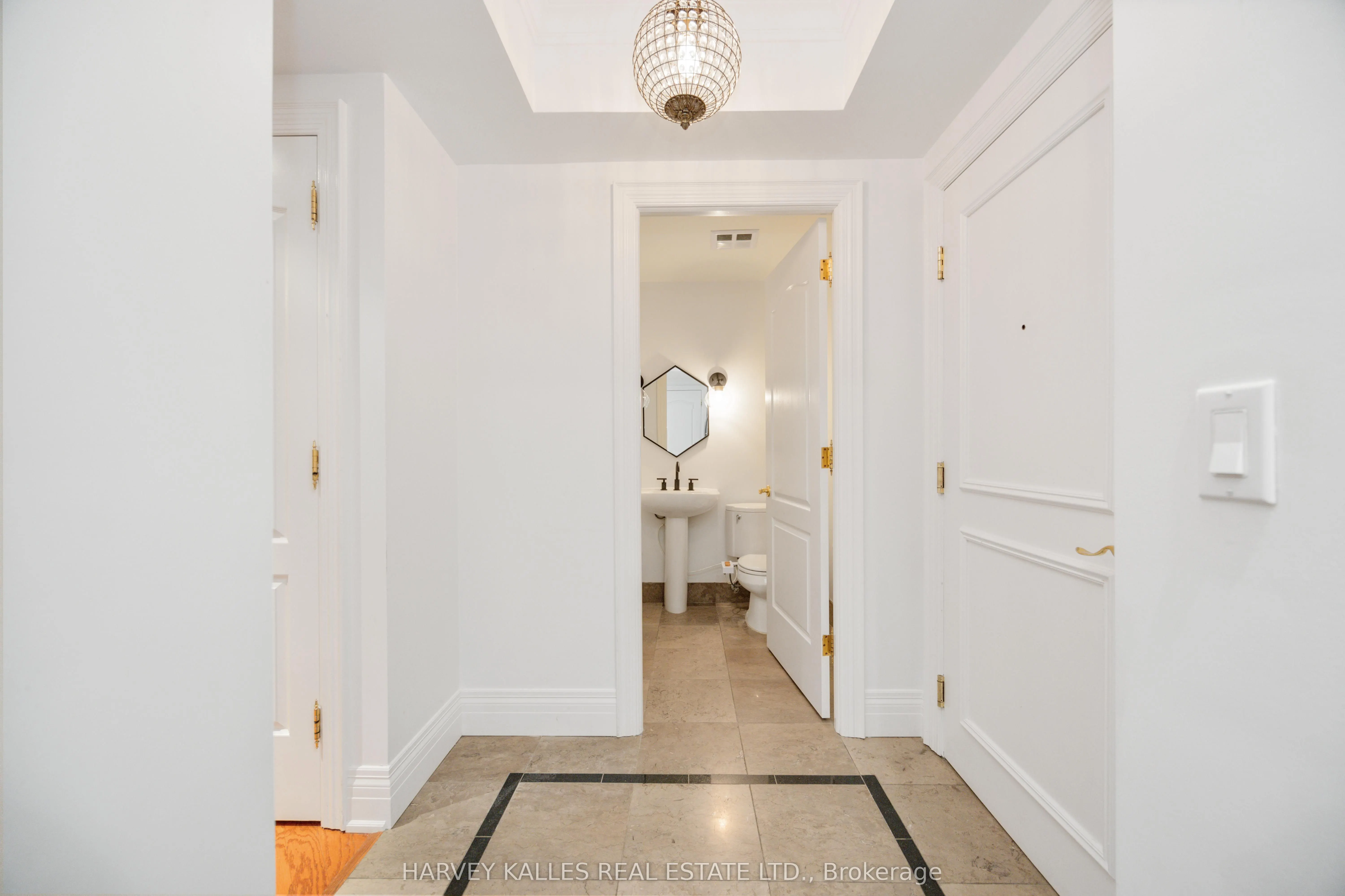 33 Delisle Avenue #201