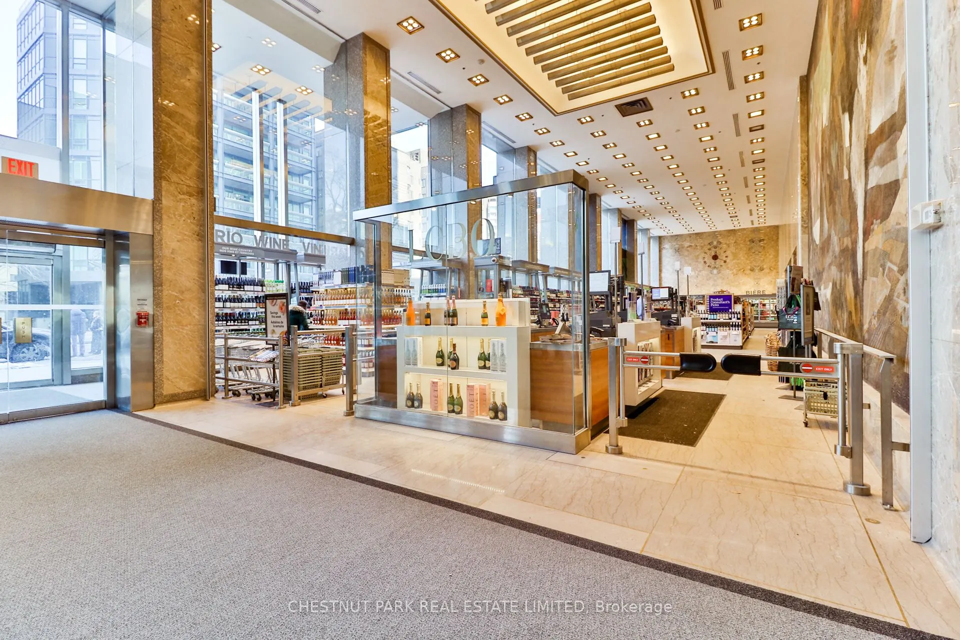 111 St Clair Avenue W #320