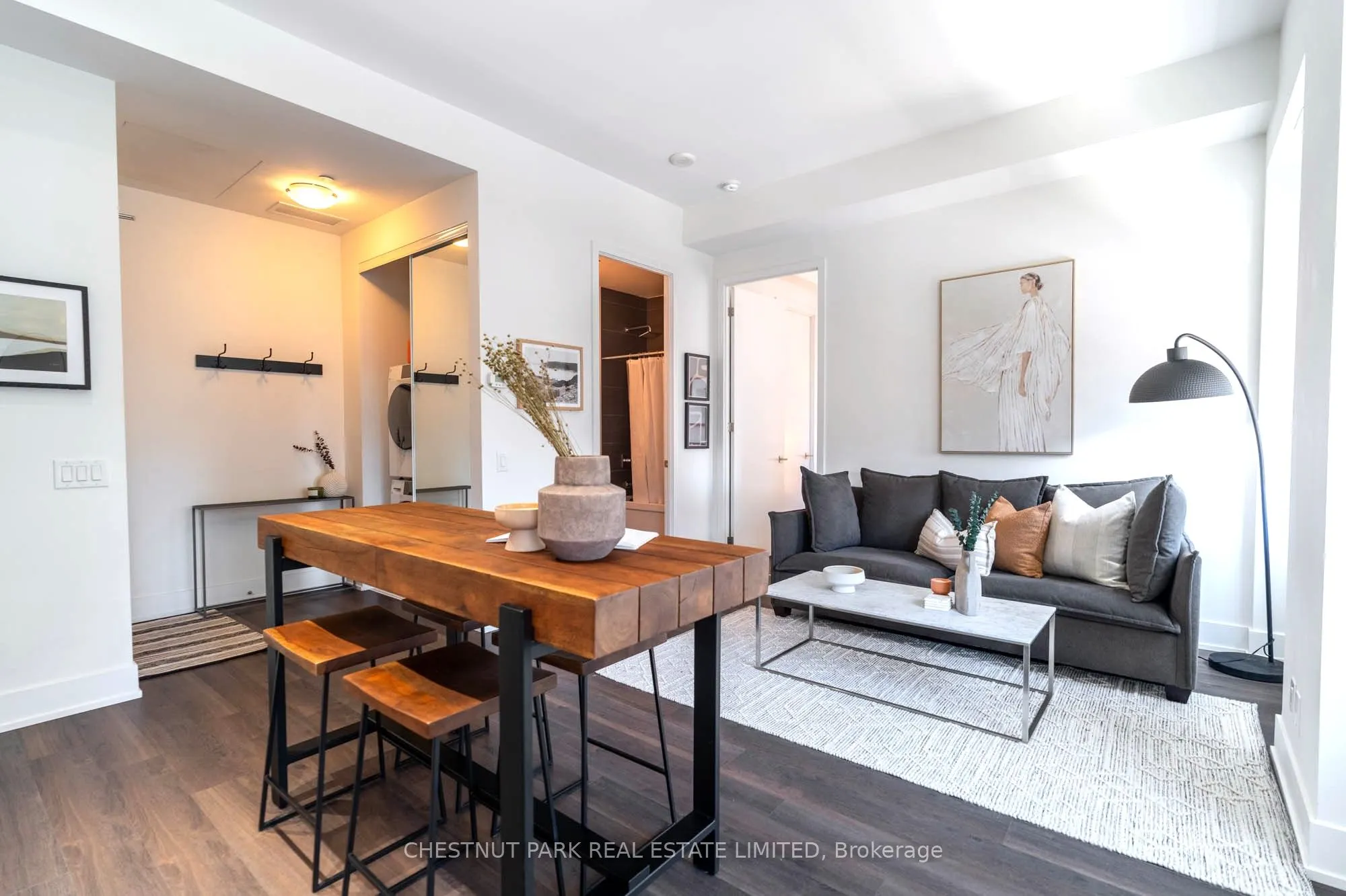 111 St Clair Avenue W #320