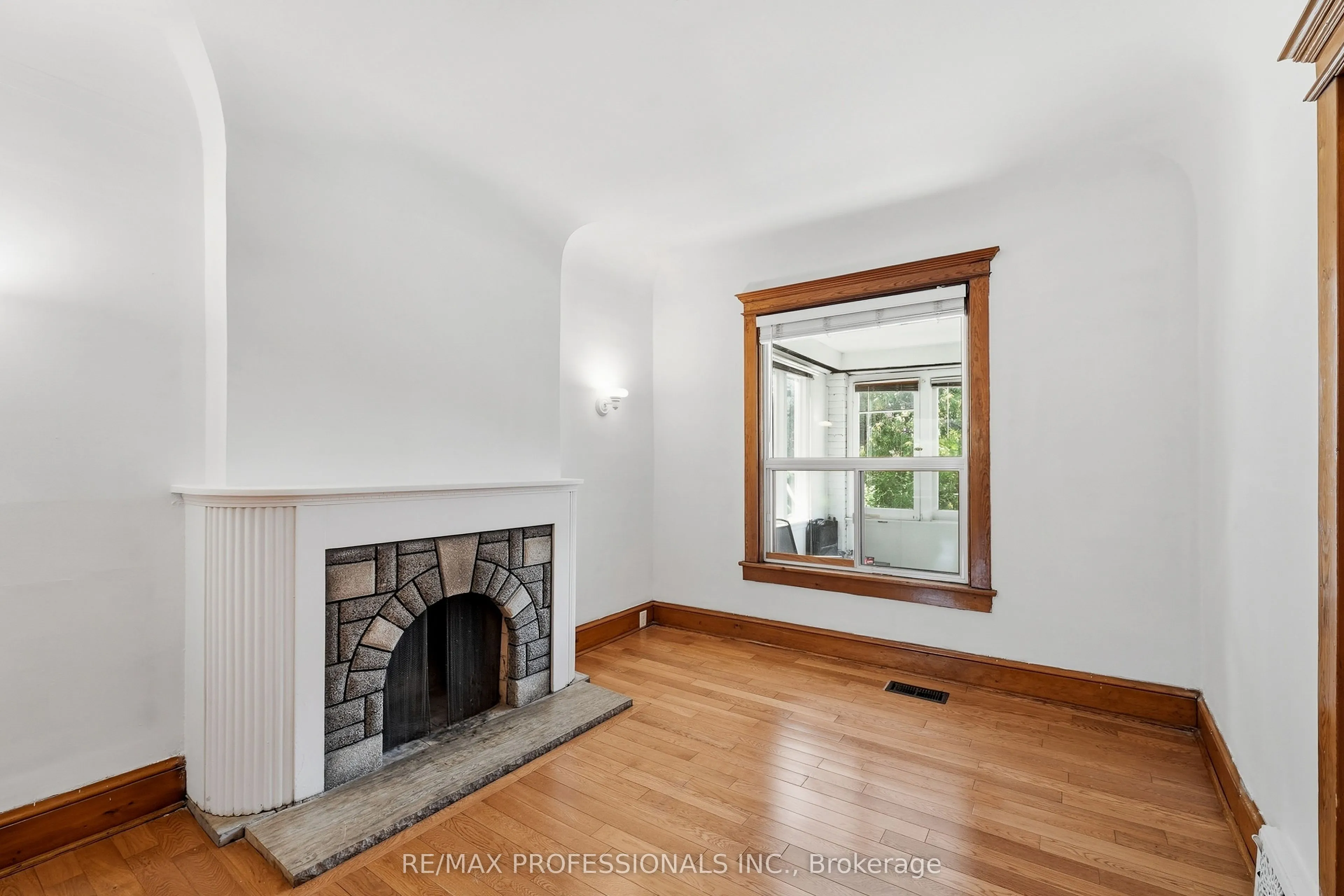 227 Montrose Avenue