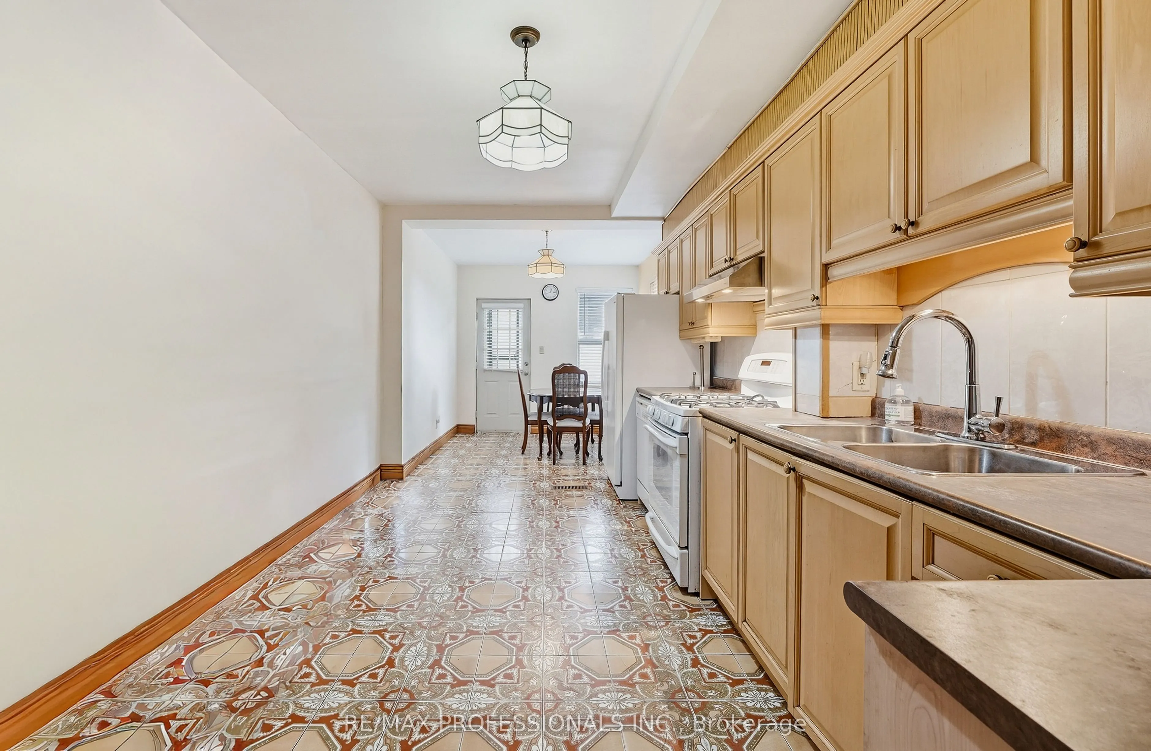 227 Montrose Avenue