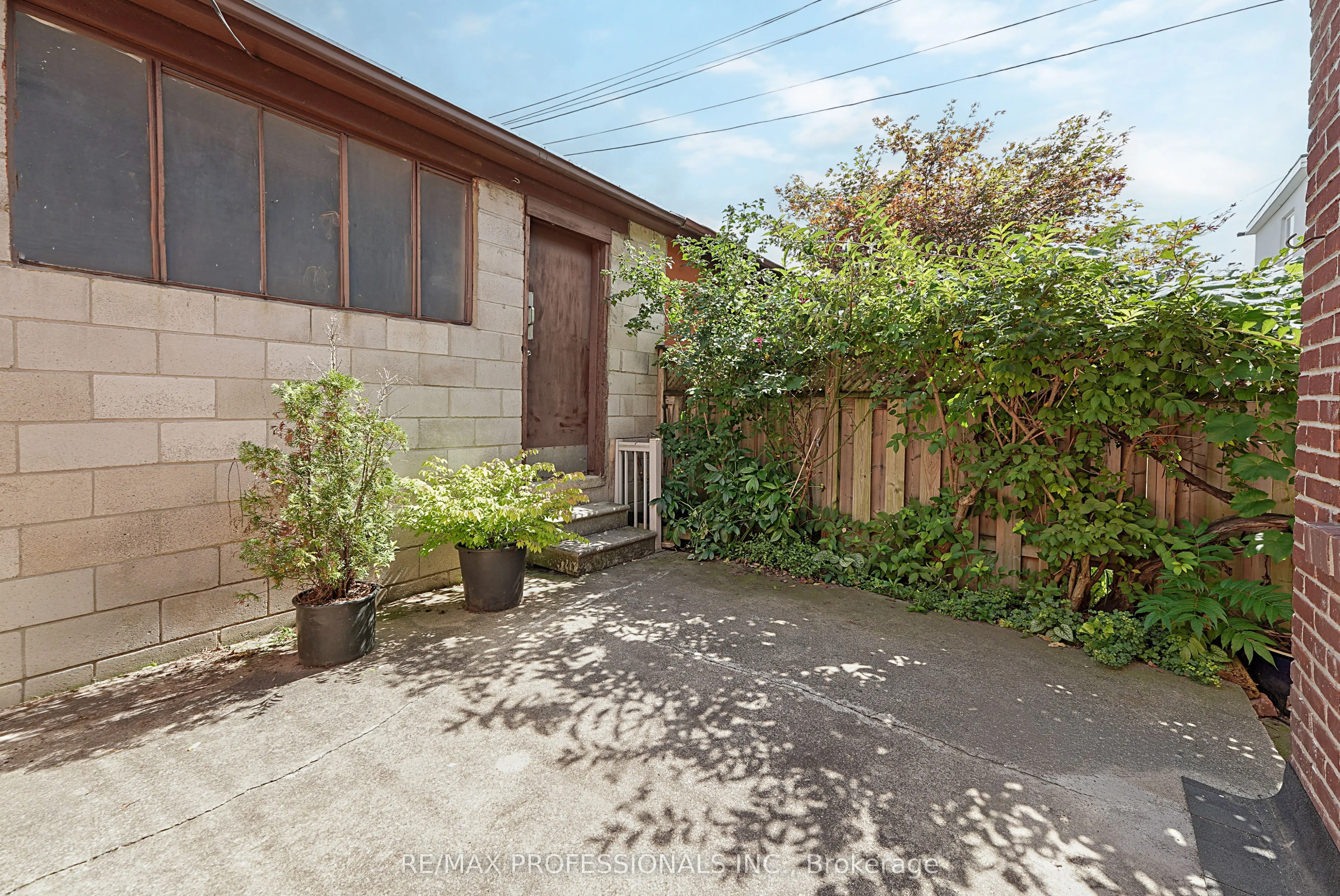 227 Montrose Avenue