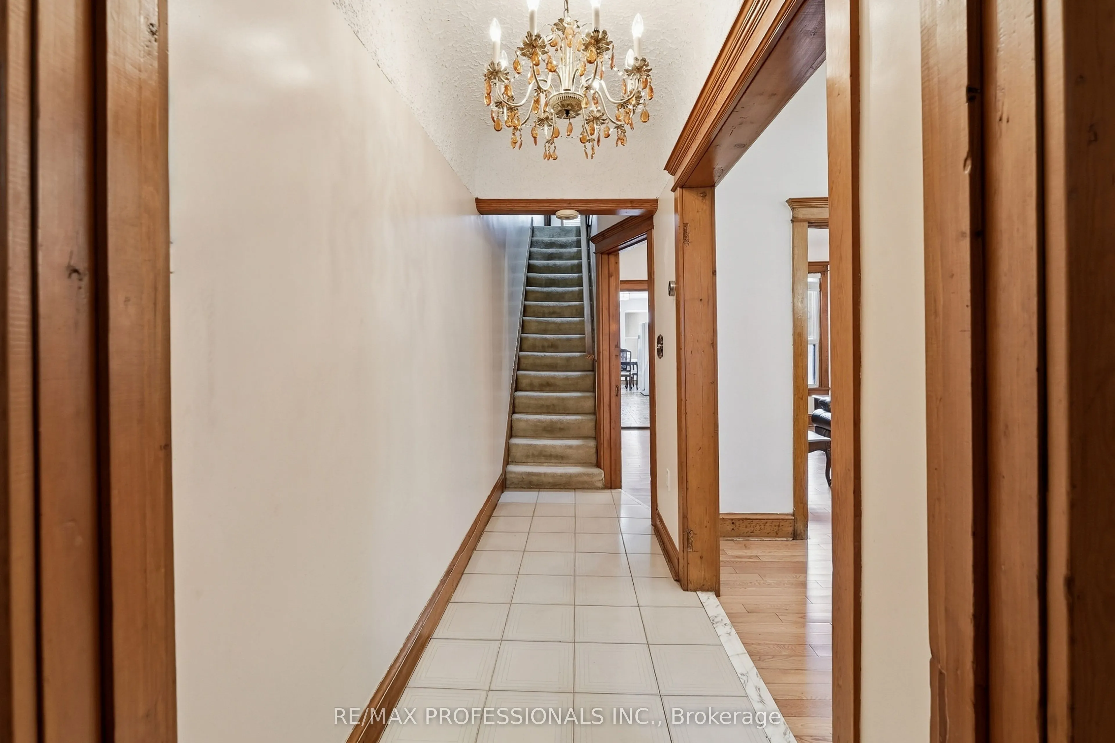 227 Montrose Avenue