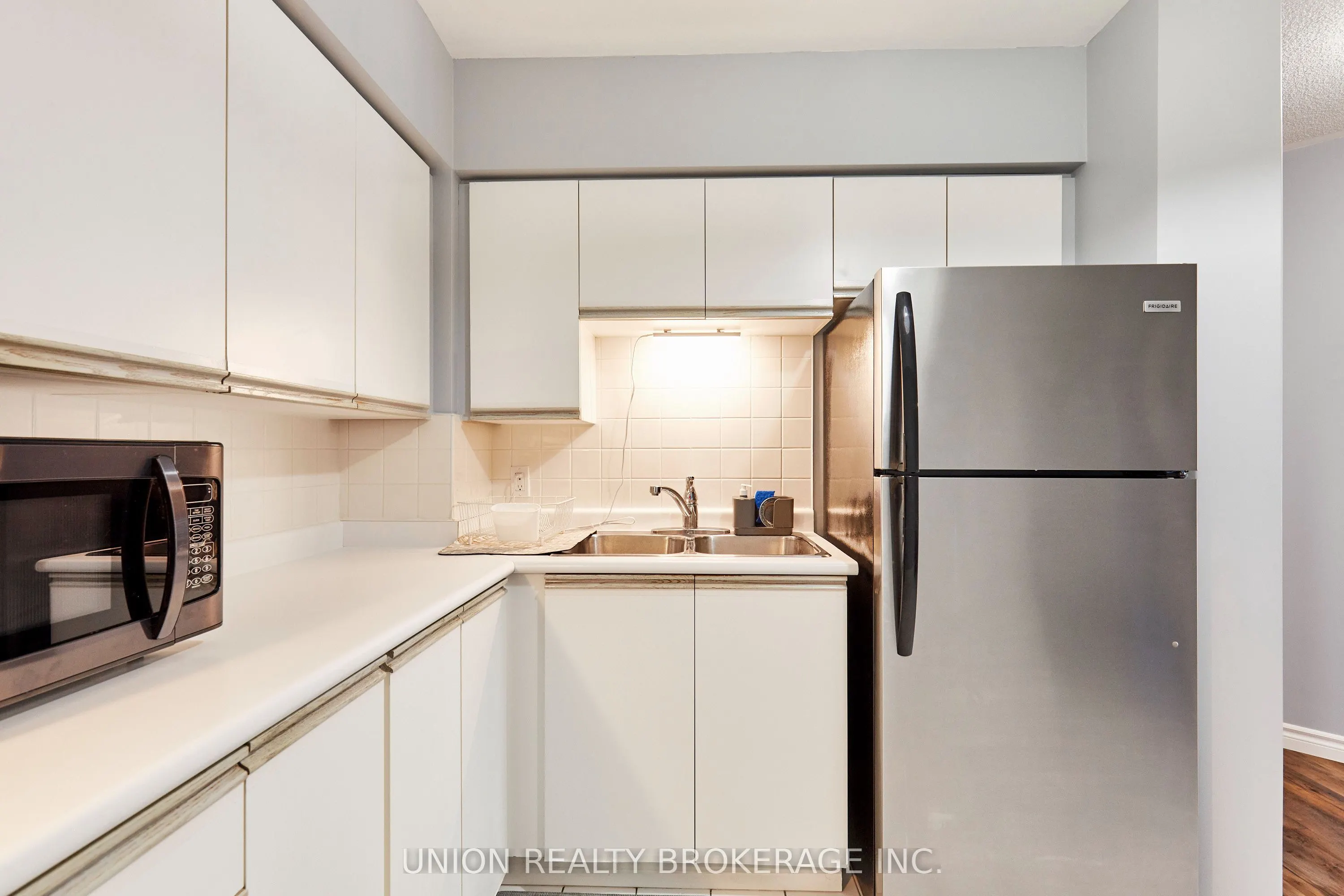 897 Sheppard Avenue W #212