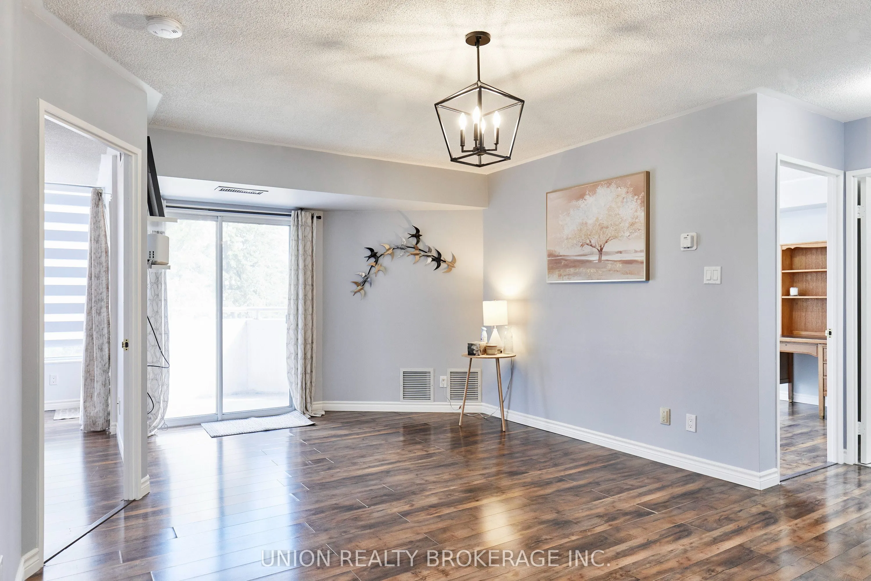 897 Sheppard Avenue W #212