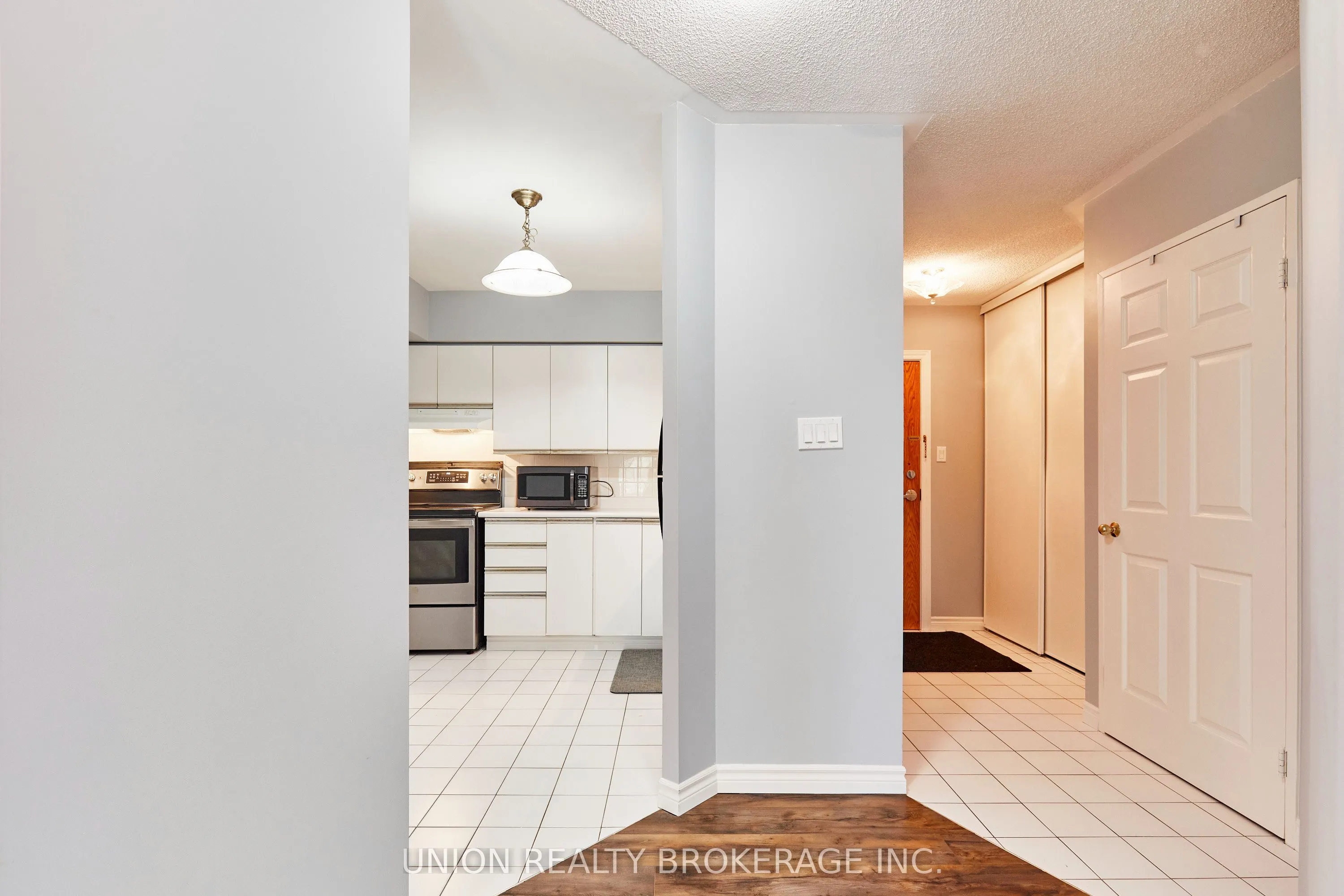 897 Sheppard Avenue W #212