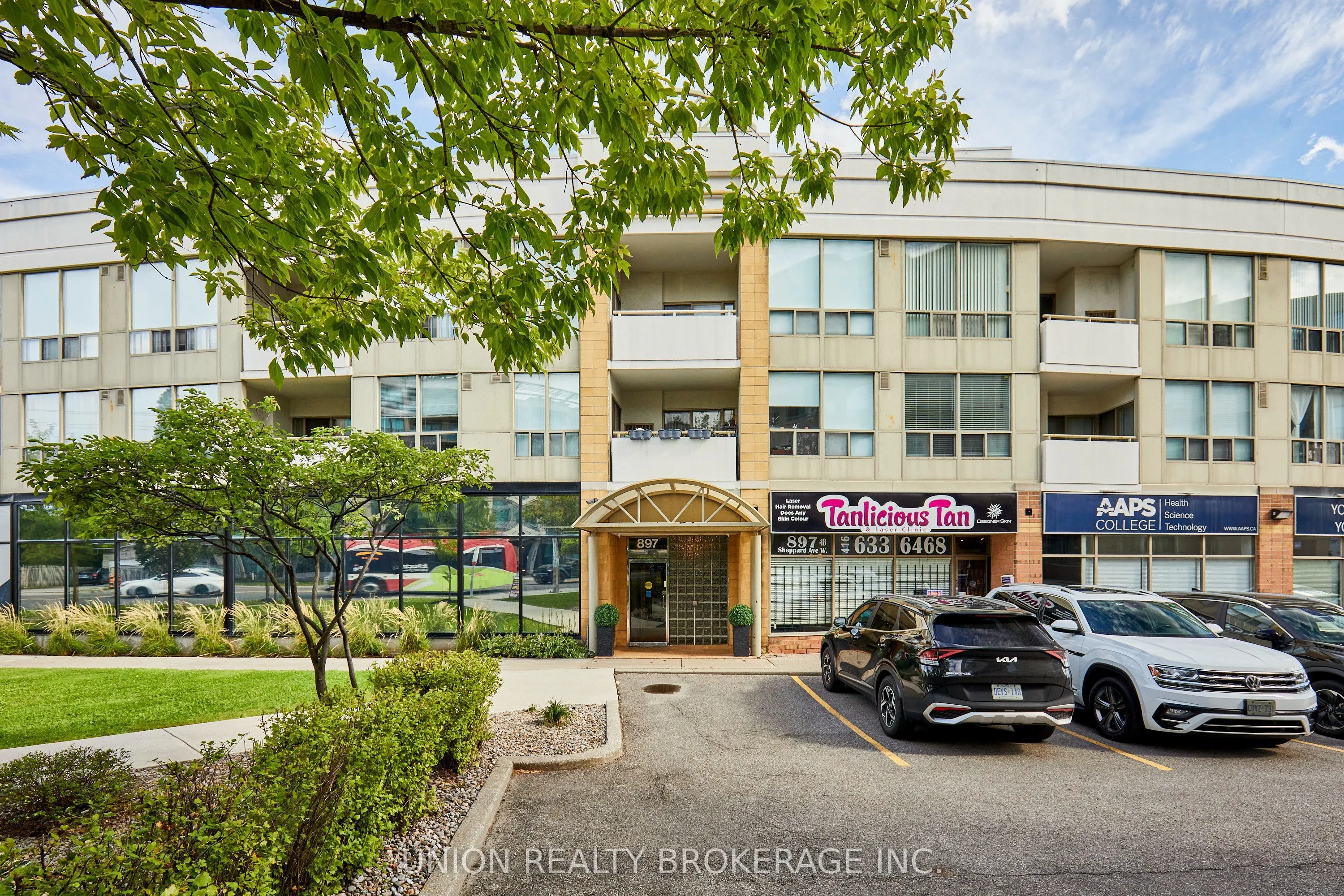 897 Sheppard Avenue W #212