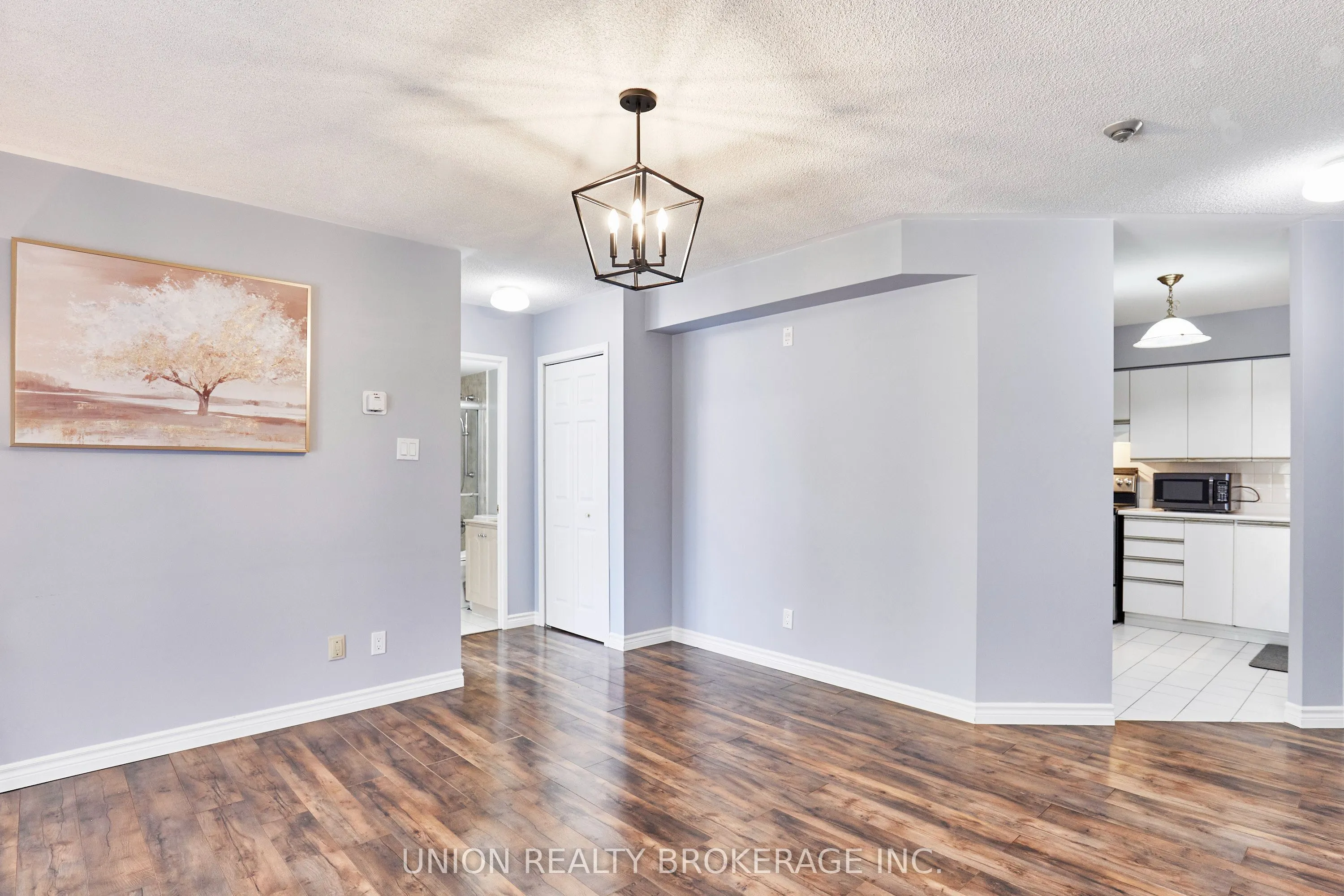 897 Sheppard Avenue W #212