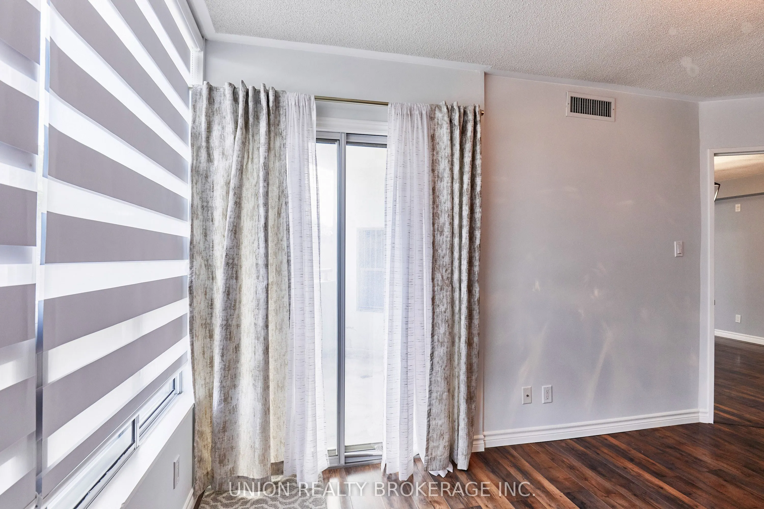 897 Sheppard Avenue W #212