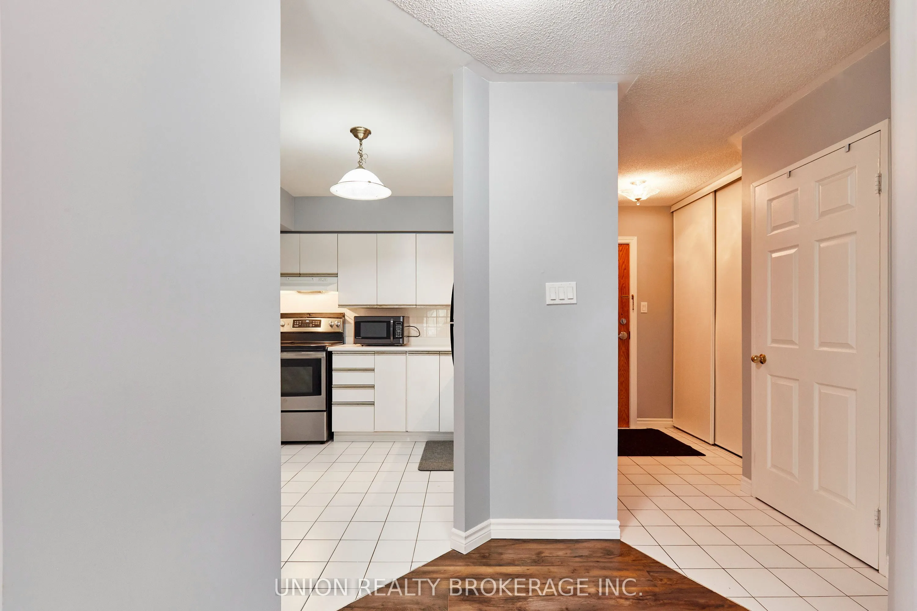897 Sheppard Avenue W #212