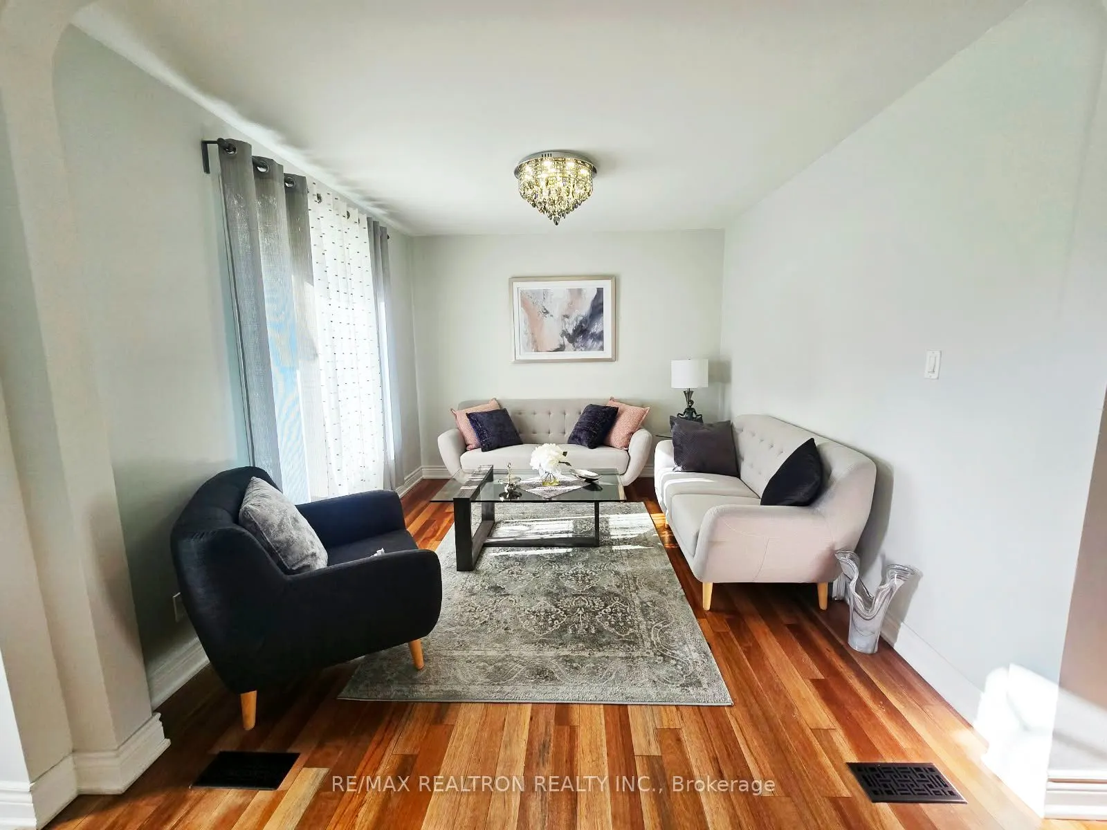 309 Princess Avenue