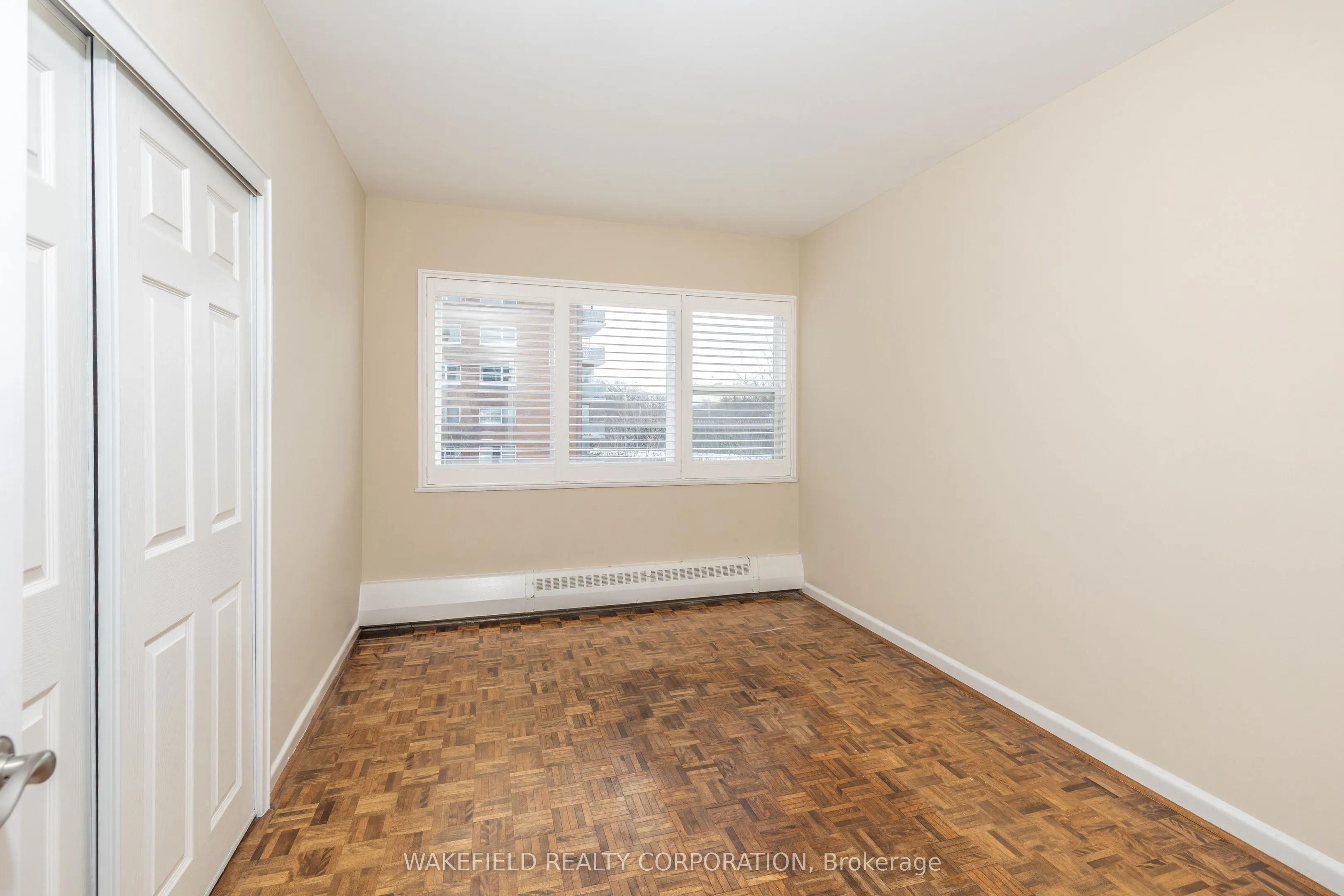 21 Dale Avenue ## 635