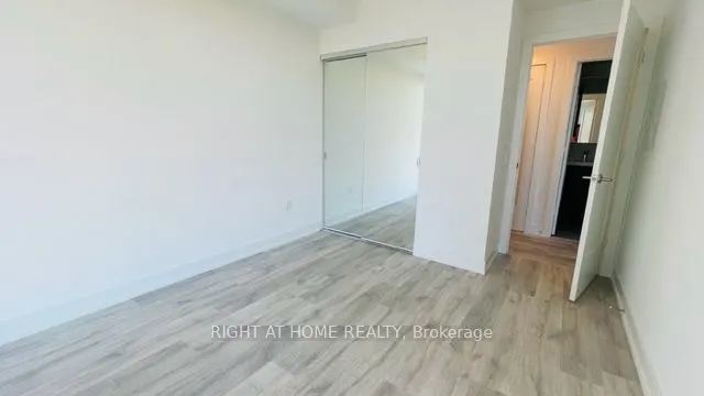 20 Inn On The Park Drive #1531