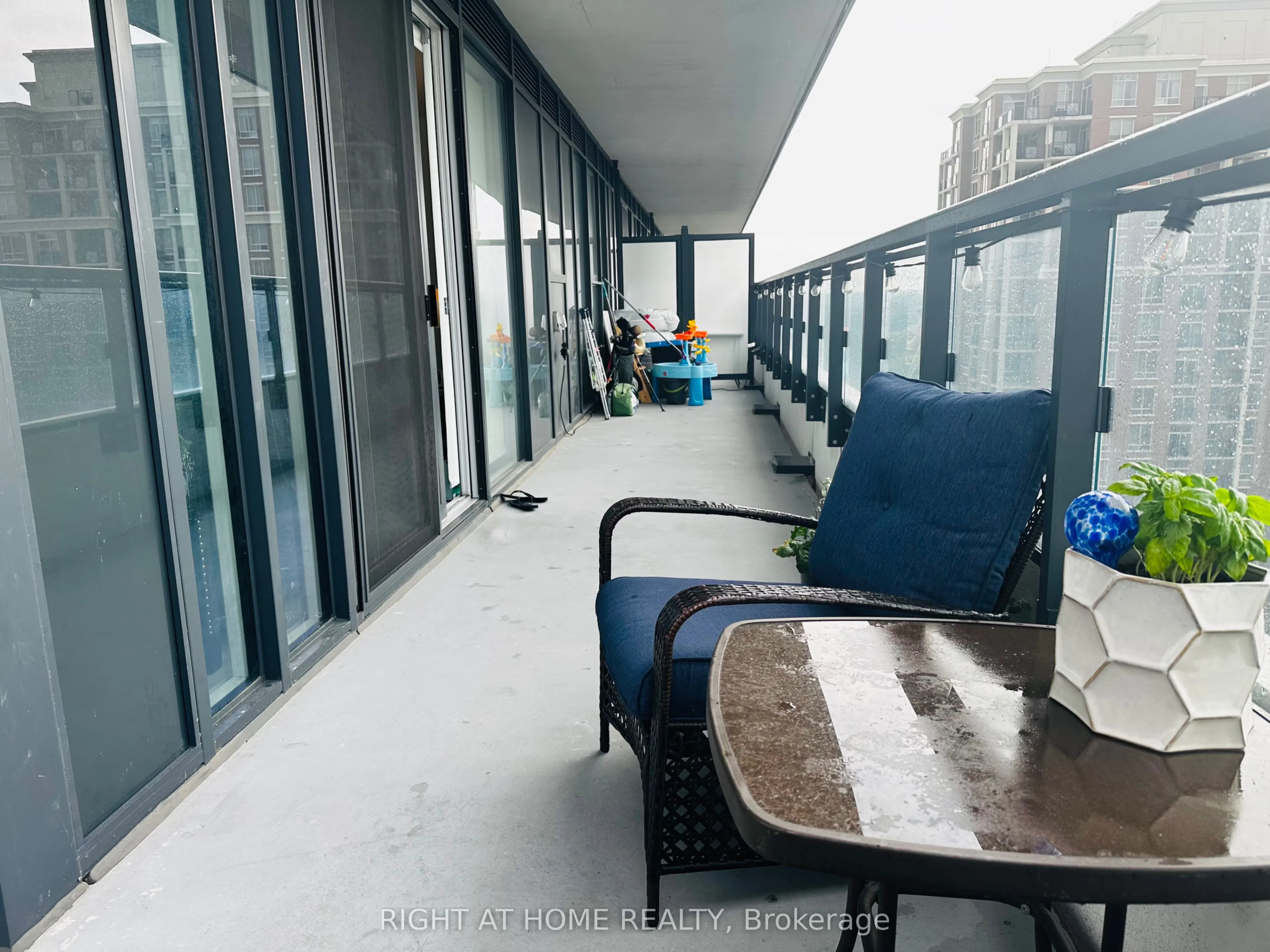 20 Inn On The Park Drive #1531