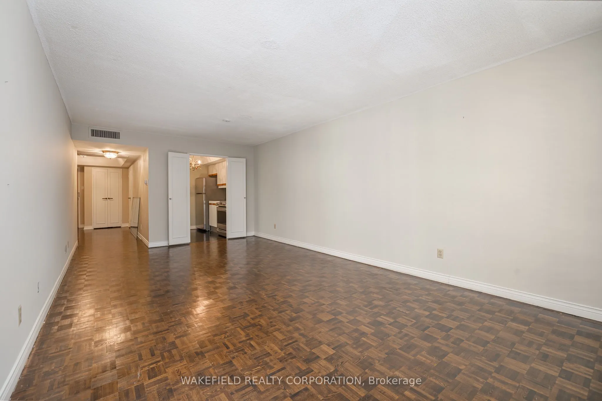 61 St Clair Avenue W #505