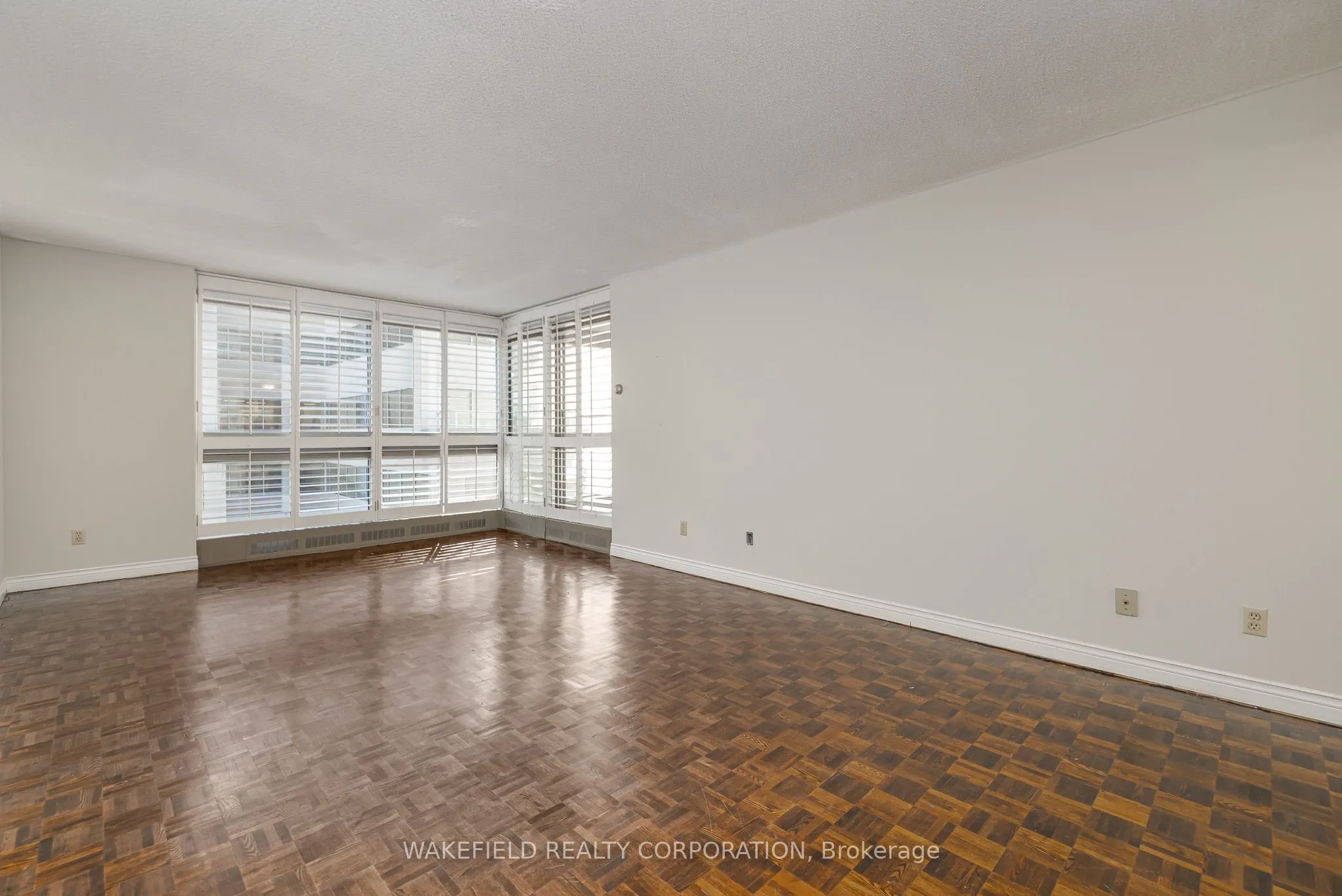 61 St Clair Avenue W #505