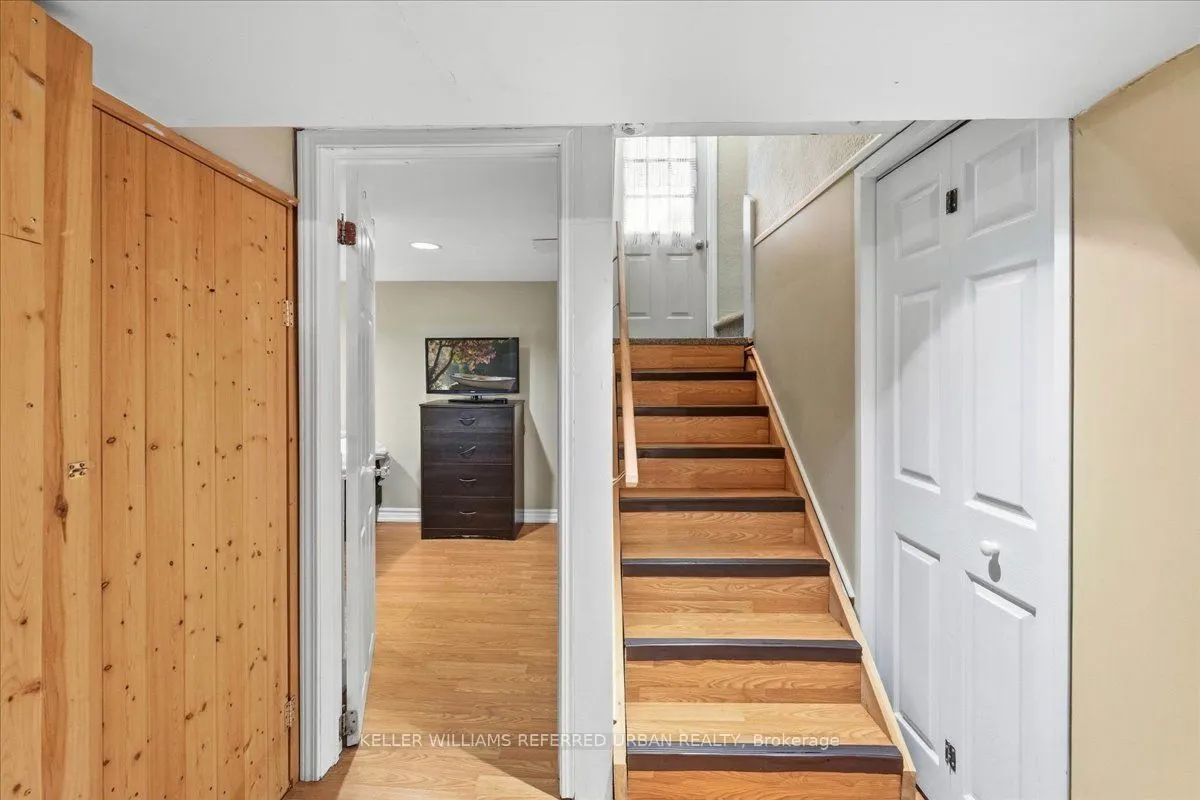 207 Elmhurst Avenue