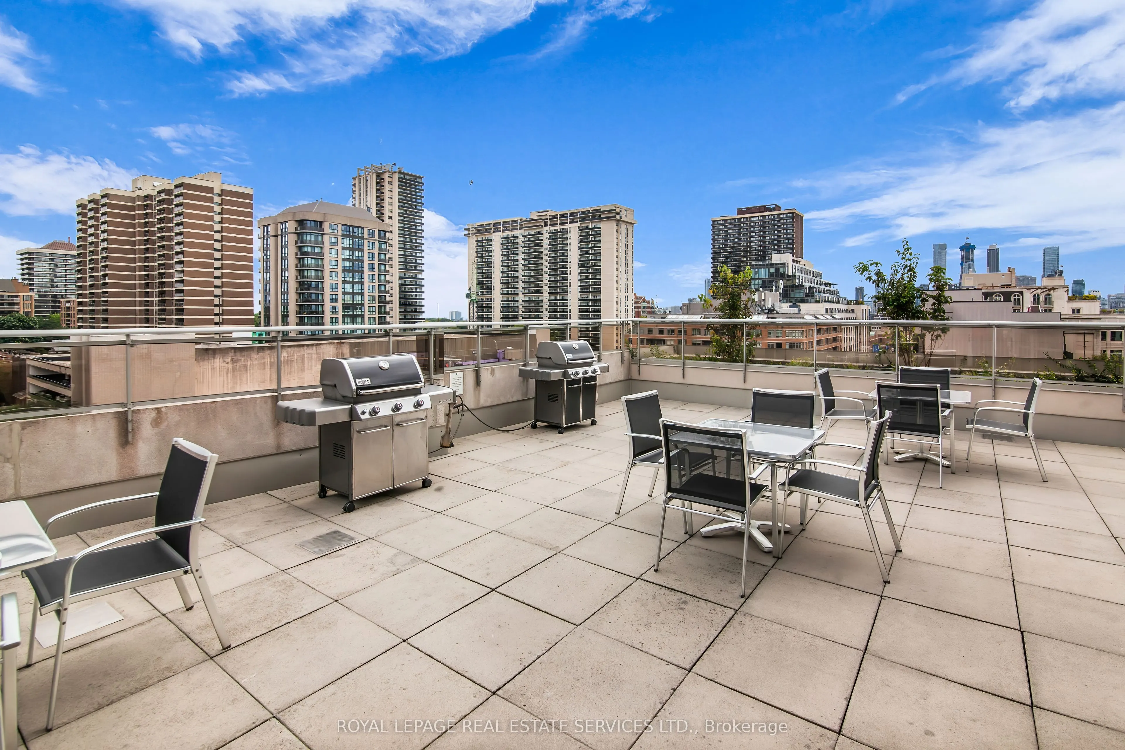1430 Yonge Street #207