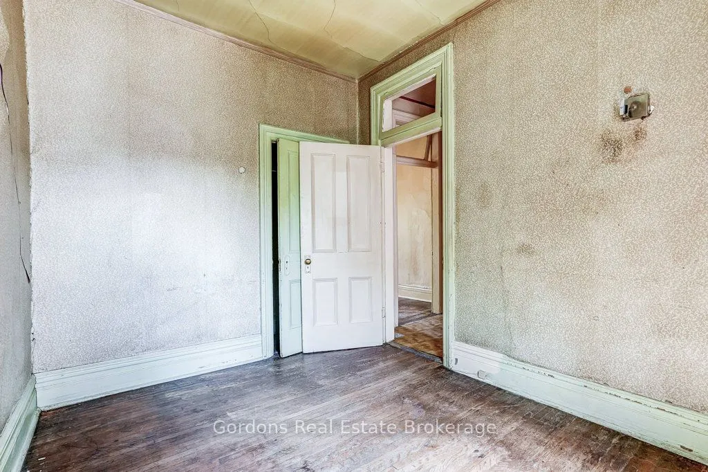 177 Bellwoods Avenue