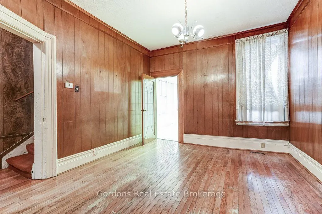 177 Bellwoods Avenue