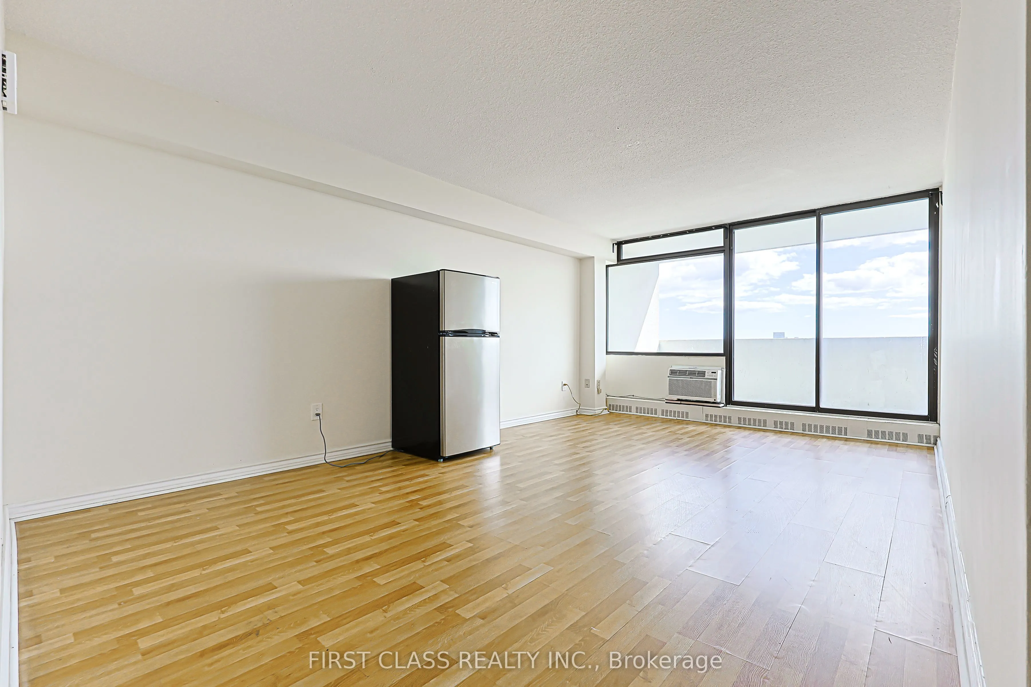3300 Don Mills Road #1908