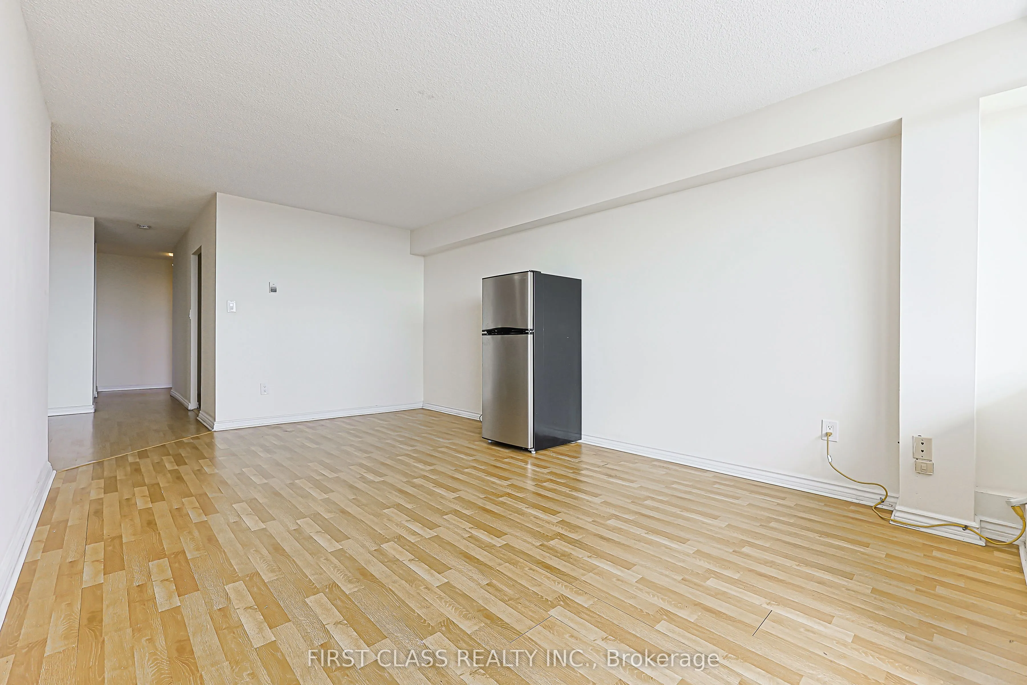 3300 Don Mills Road #1908