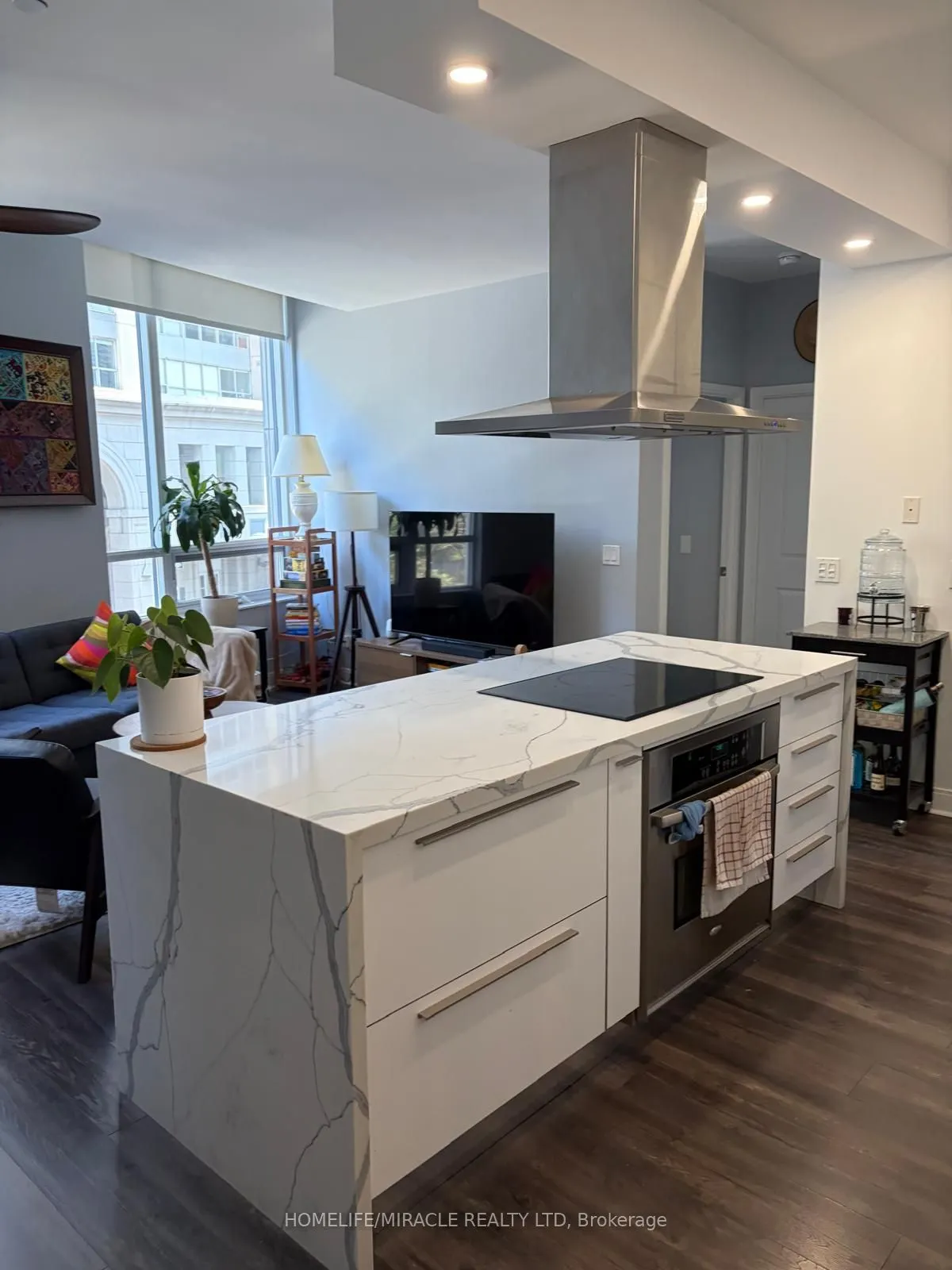 1 scott Street #202W