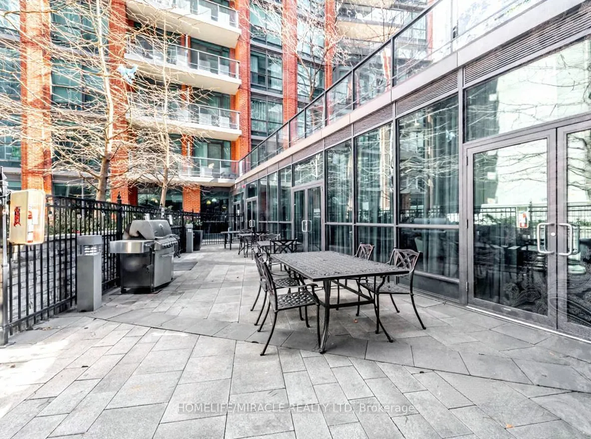 1 scott Street #202W
