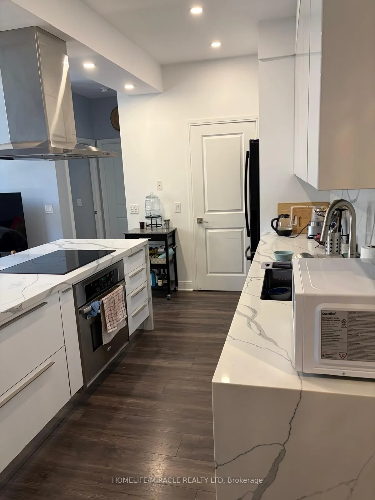 1 scott Street #202W