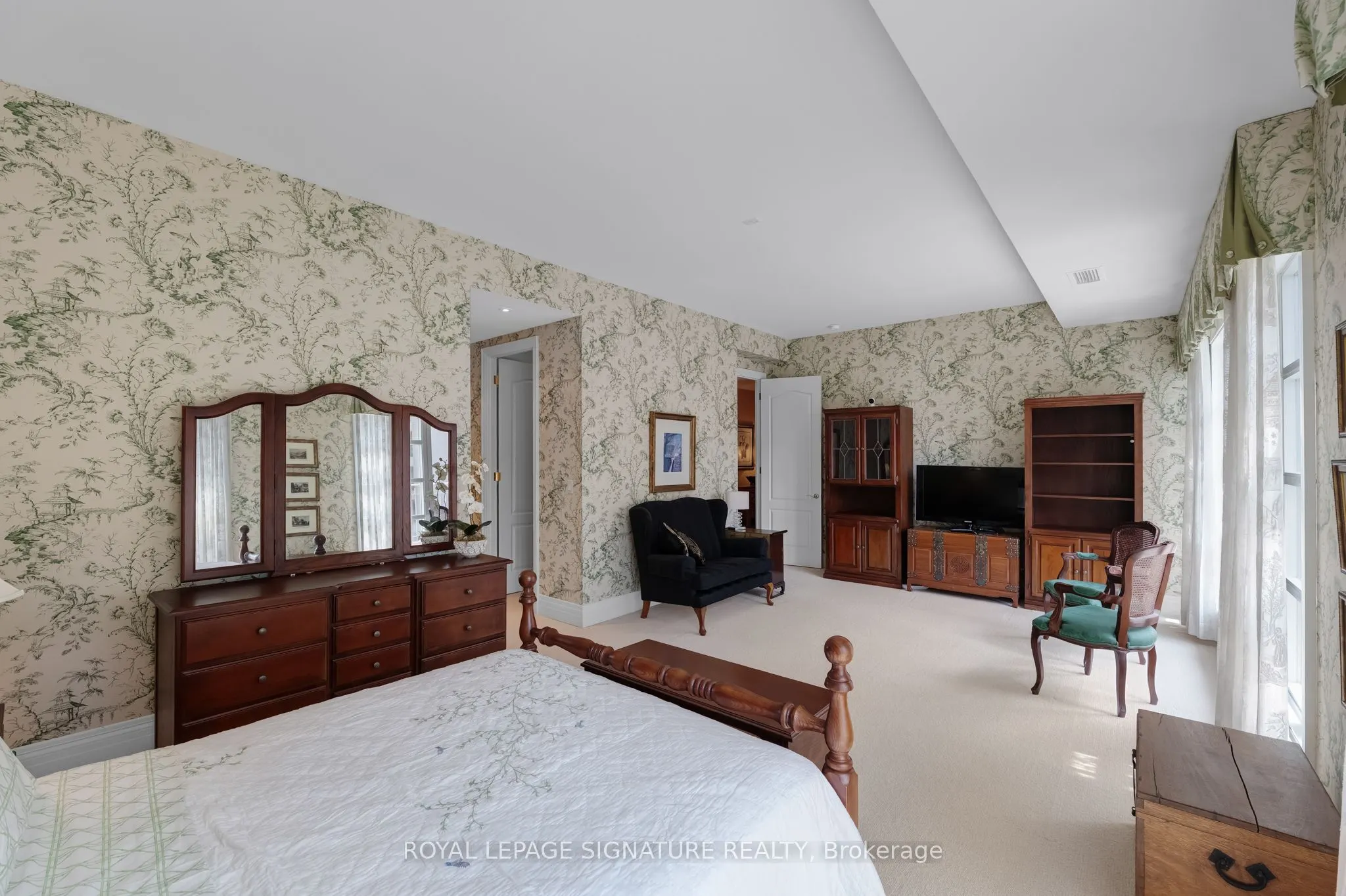 33 Delisle Avenue #1004